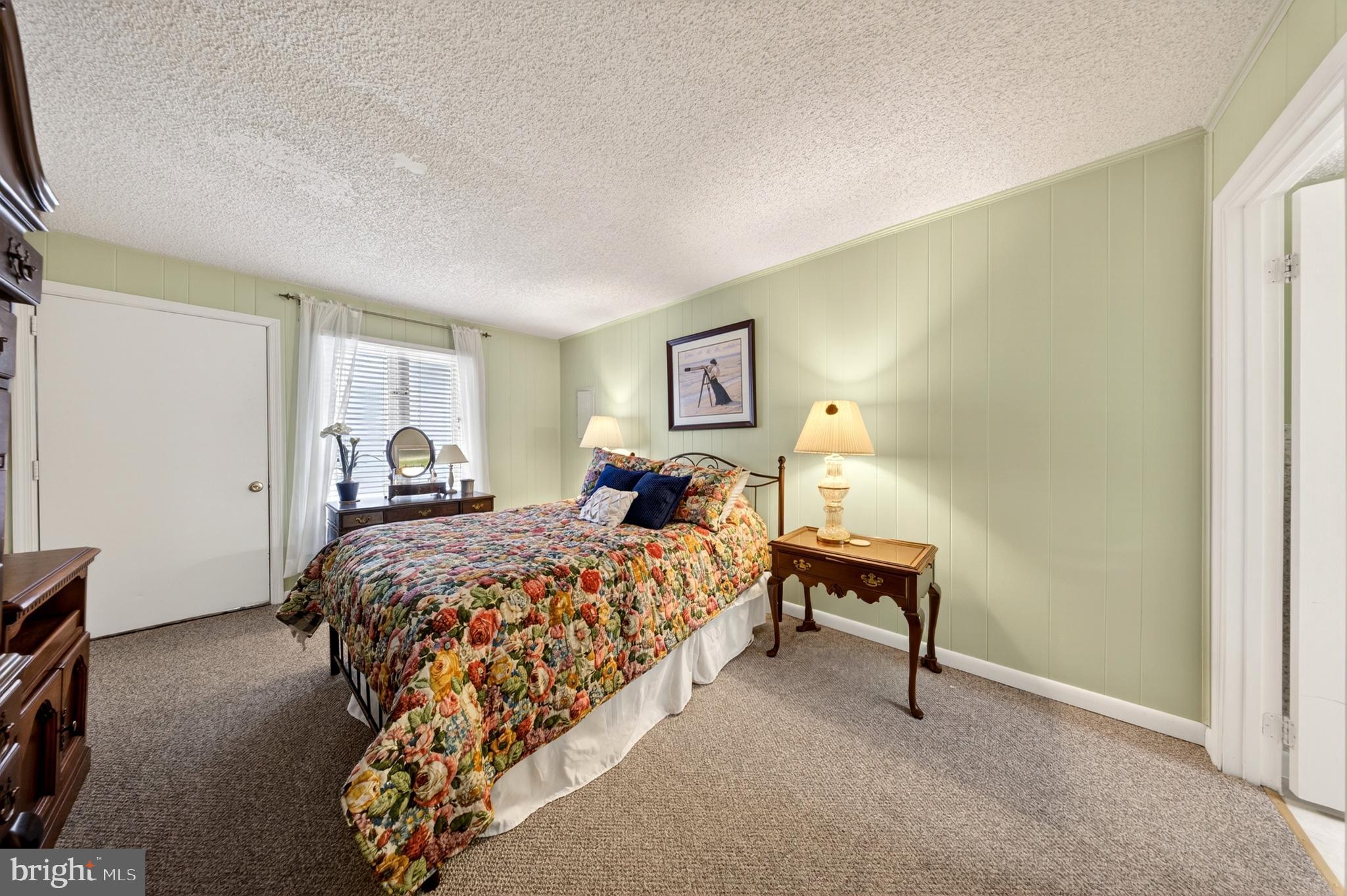 CEDAR SHORES - Residential