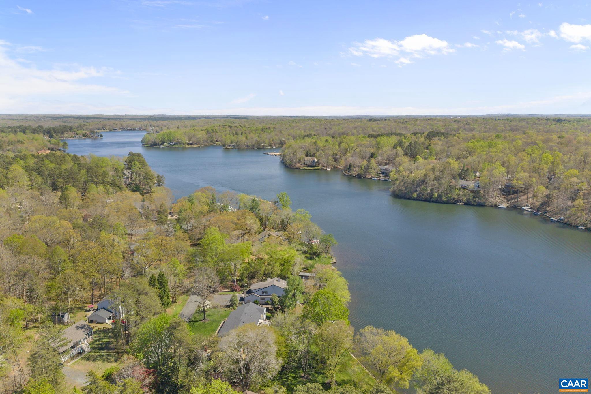 LAKE MONTICELLO - Residential