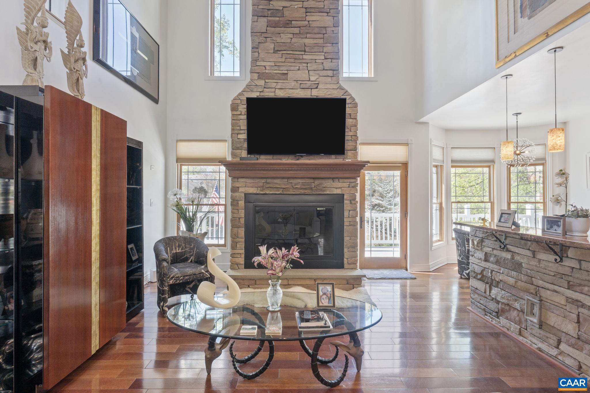 LAKE MONTICELLO - Residential