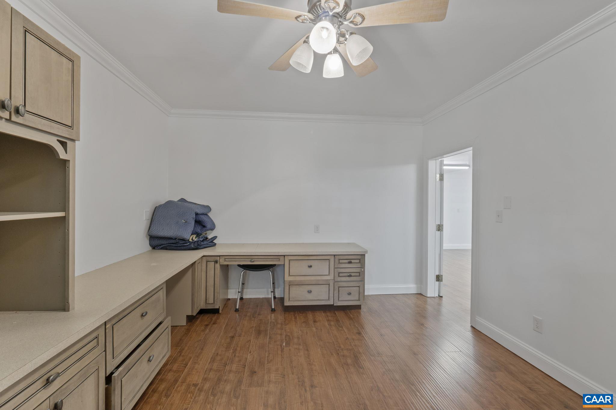 LAKE MONTICELLO - Residential