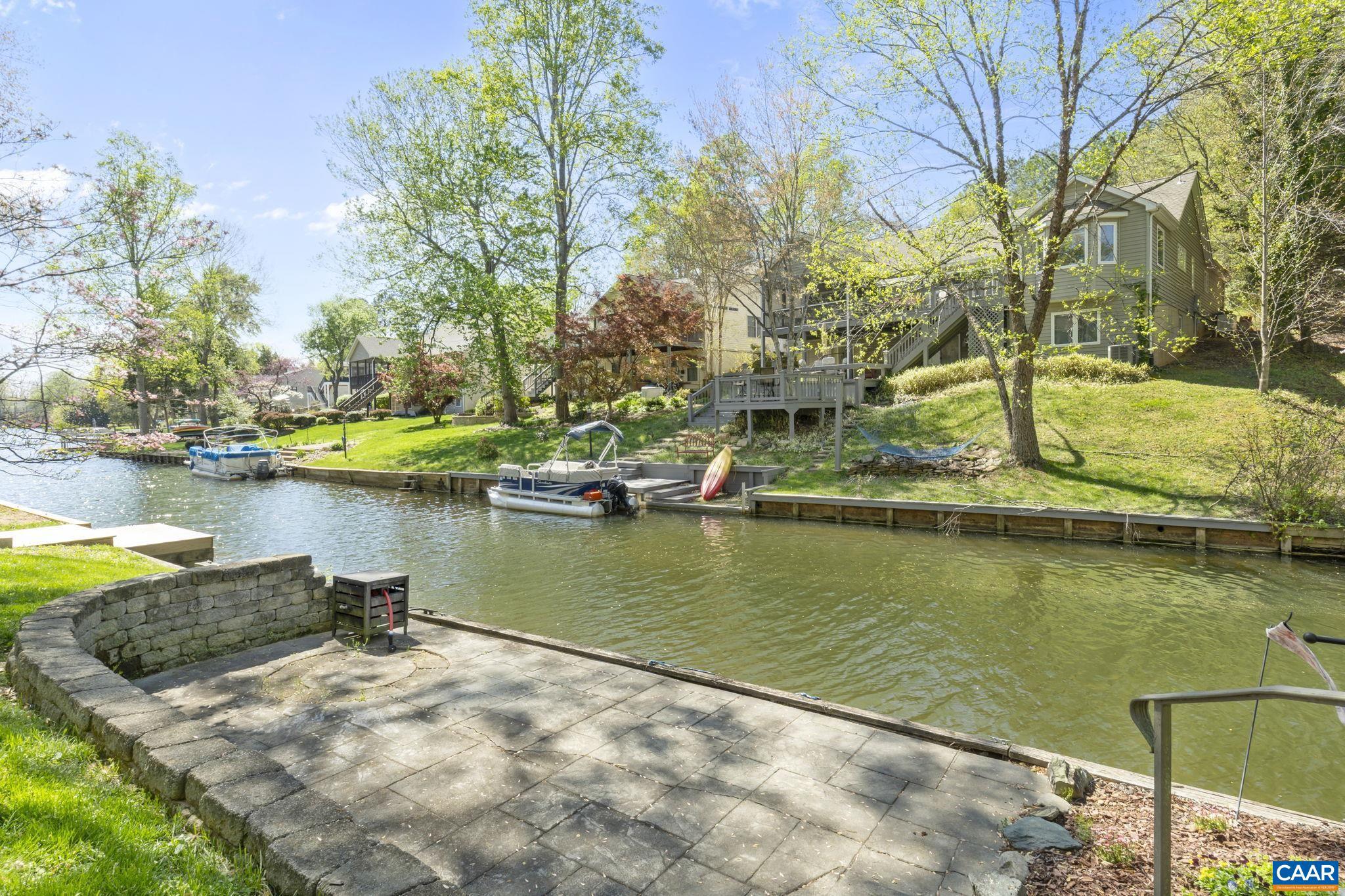 LAKE MONTICELLO - Residential