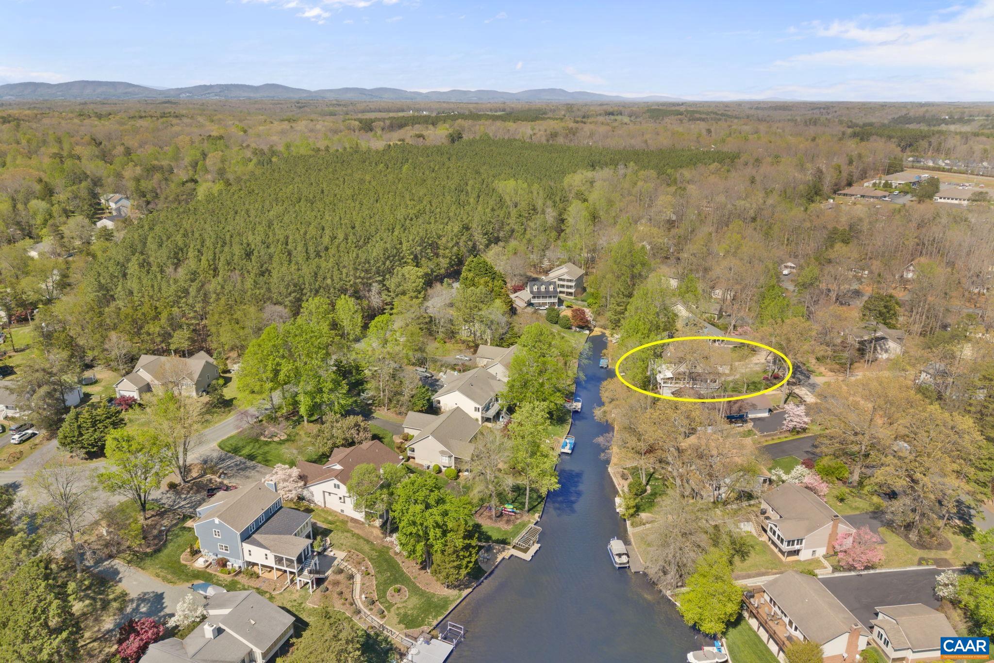 LAKE MONTICELLO - Residential