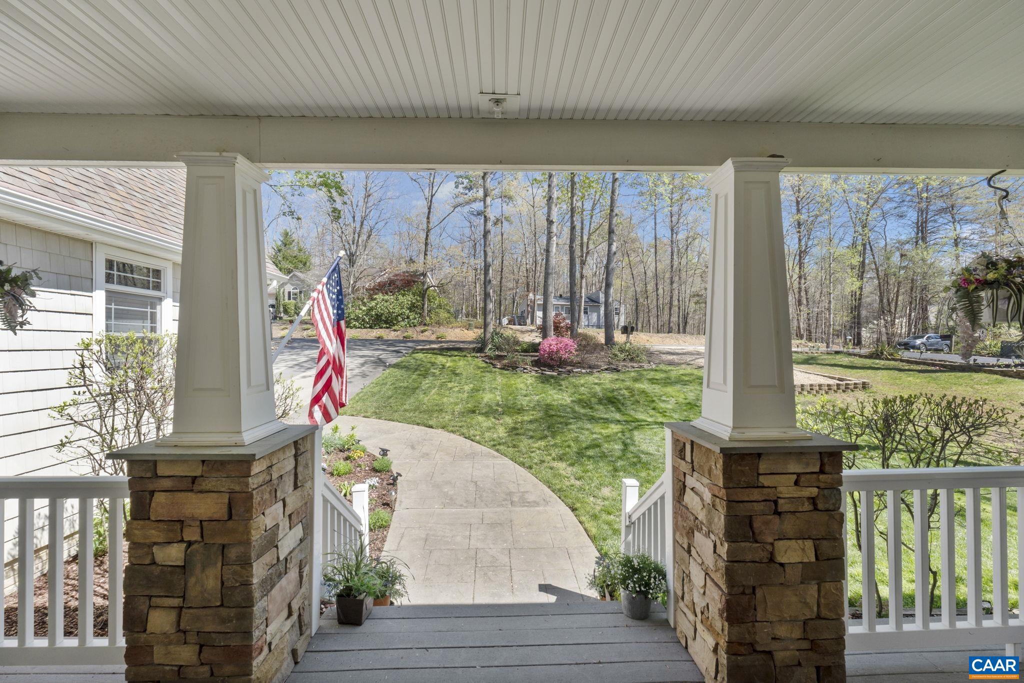 LAKE MONTICELLO - Residential