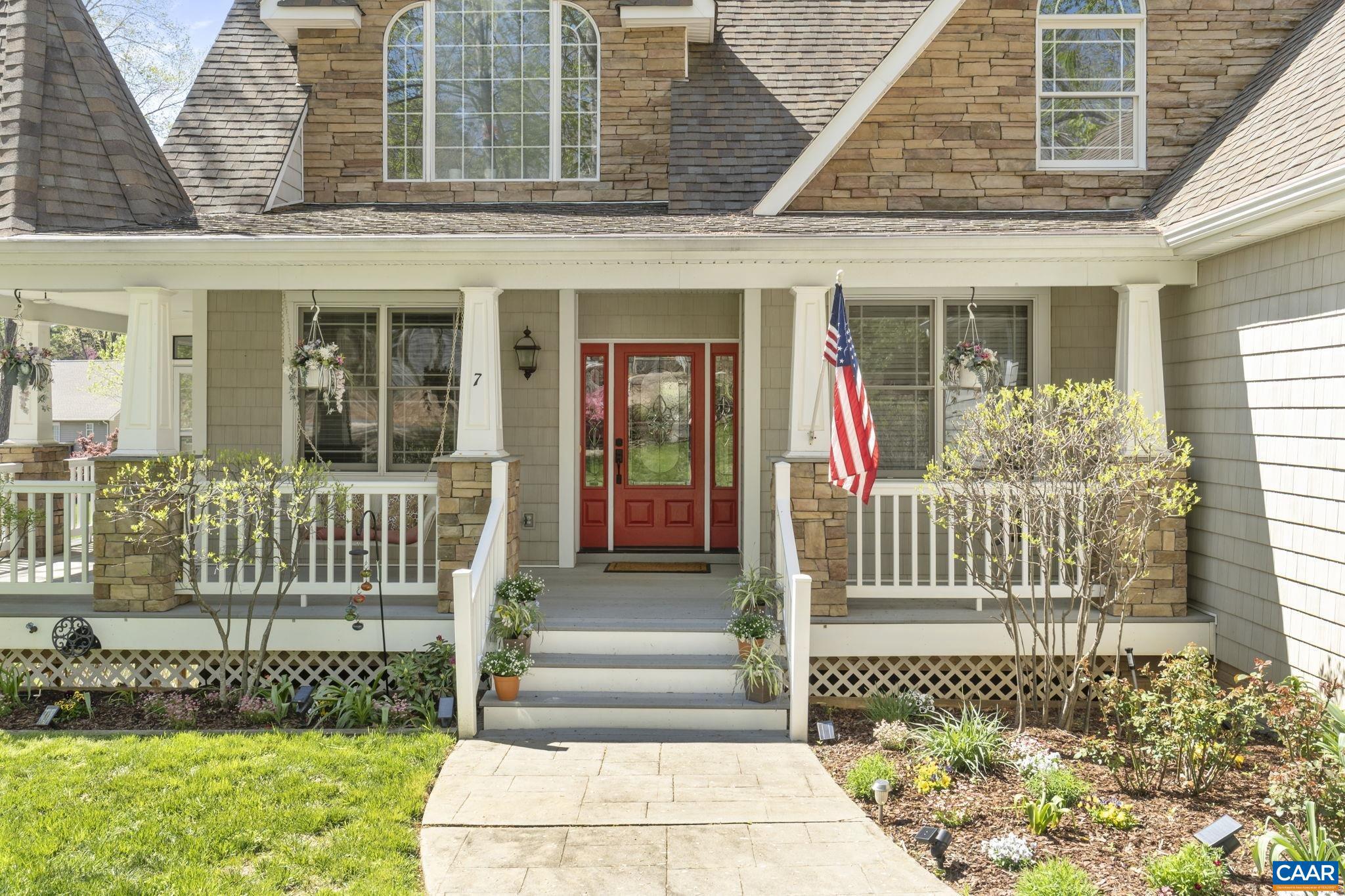 LAKE MONTICELLO - Residential