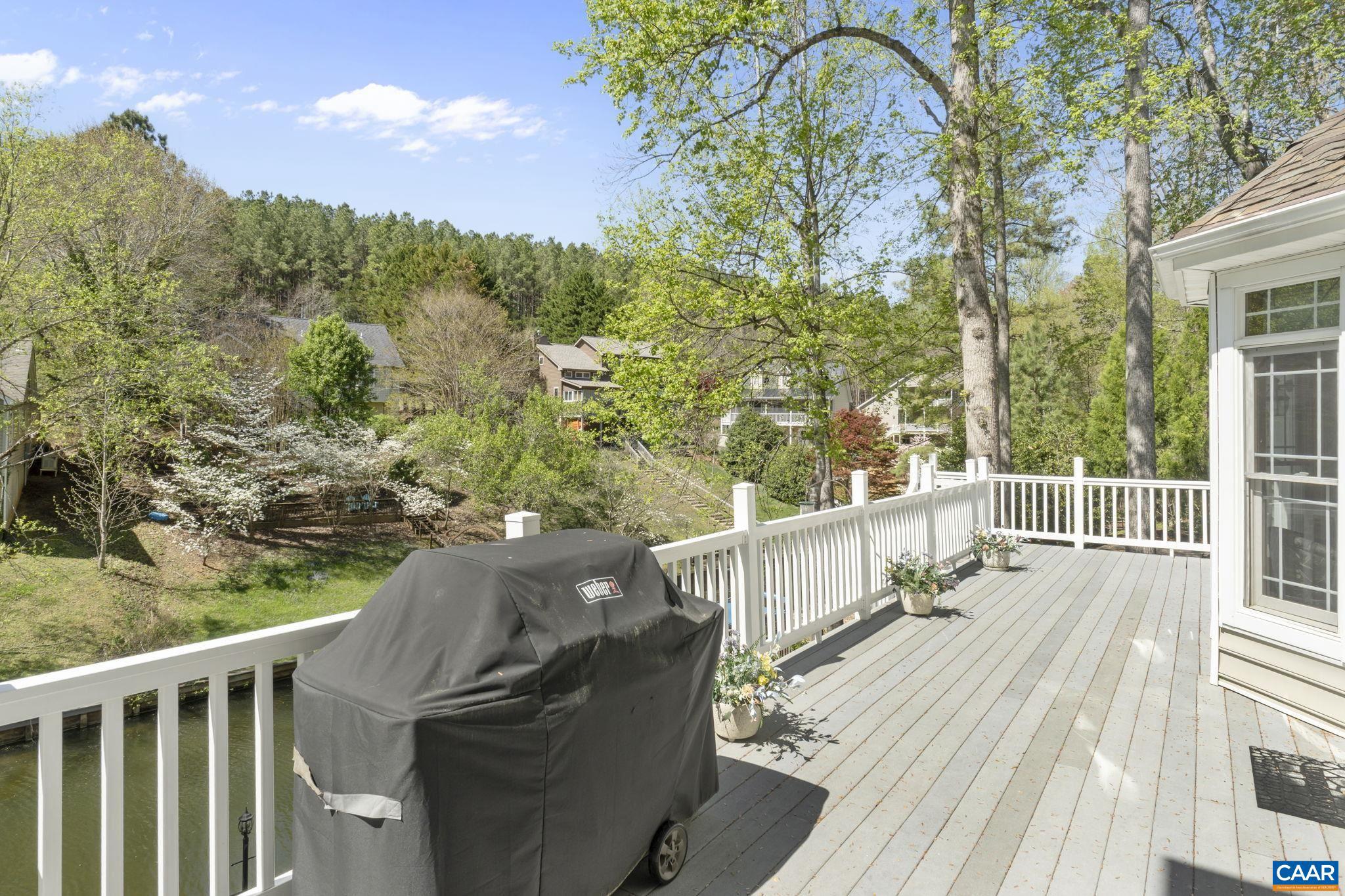 LAKE MONTICELLO - Residential