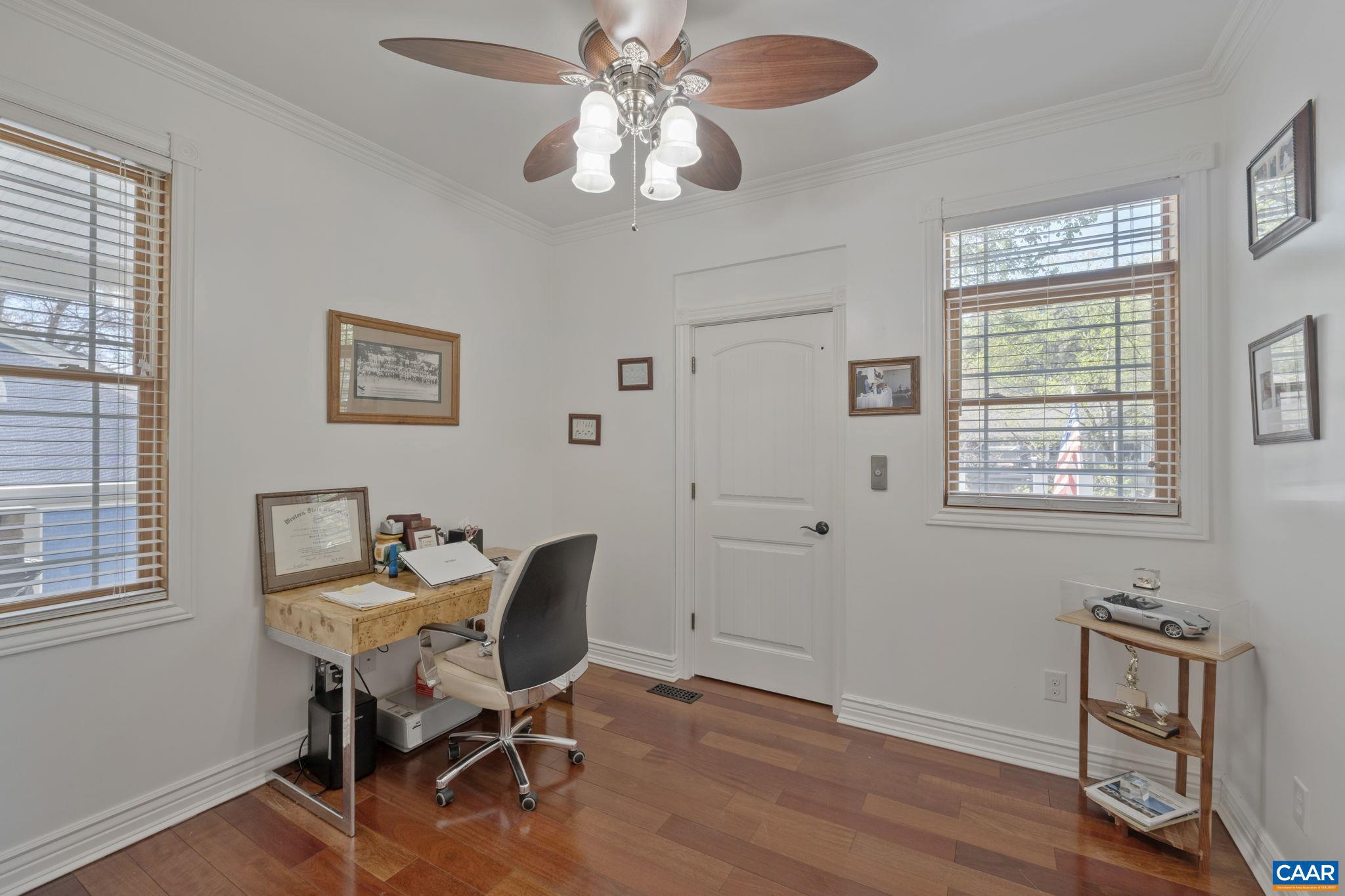 LAKE MONTICELLO - Residential