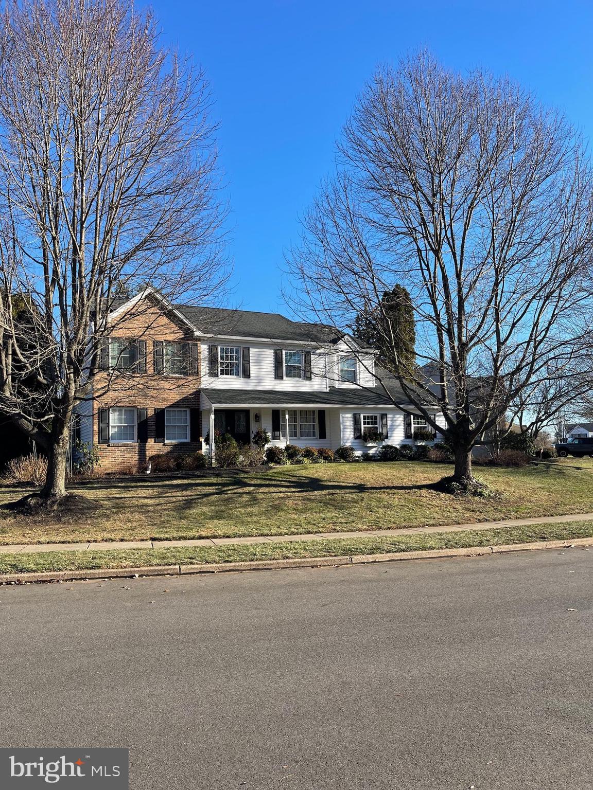 YARDLEY RUN - Residential