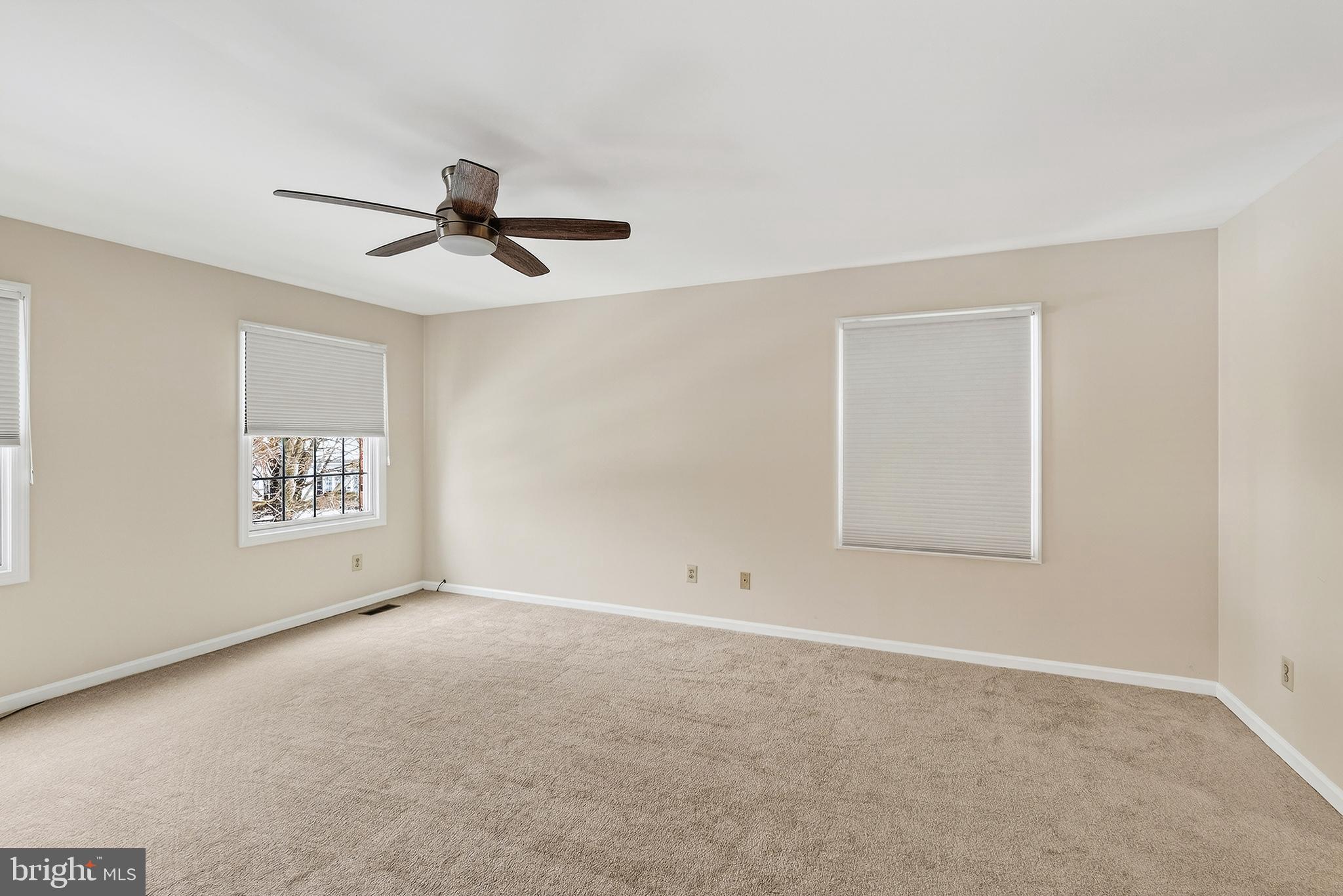 YARDLEY RUN - Residential