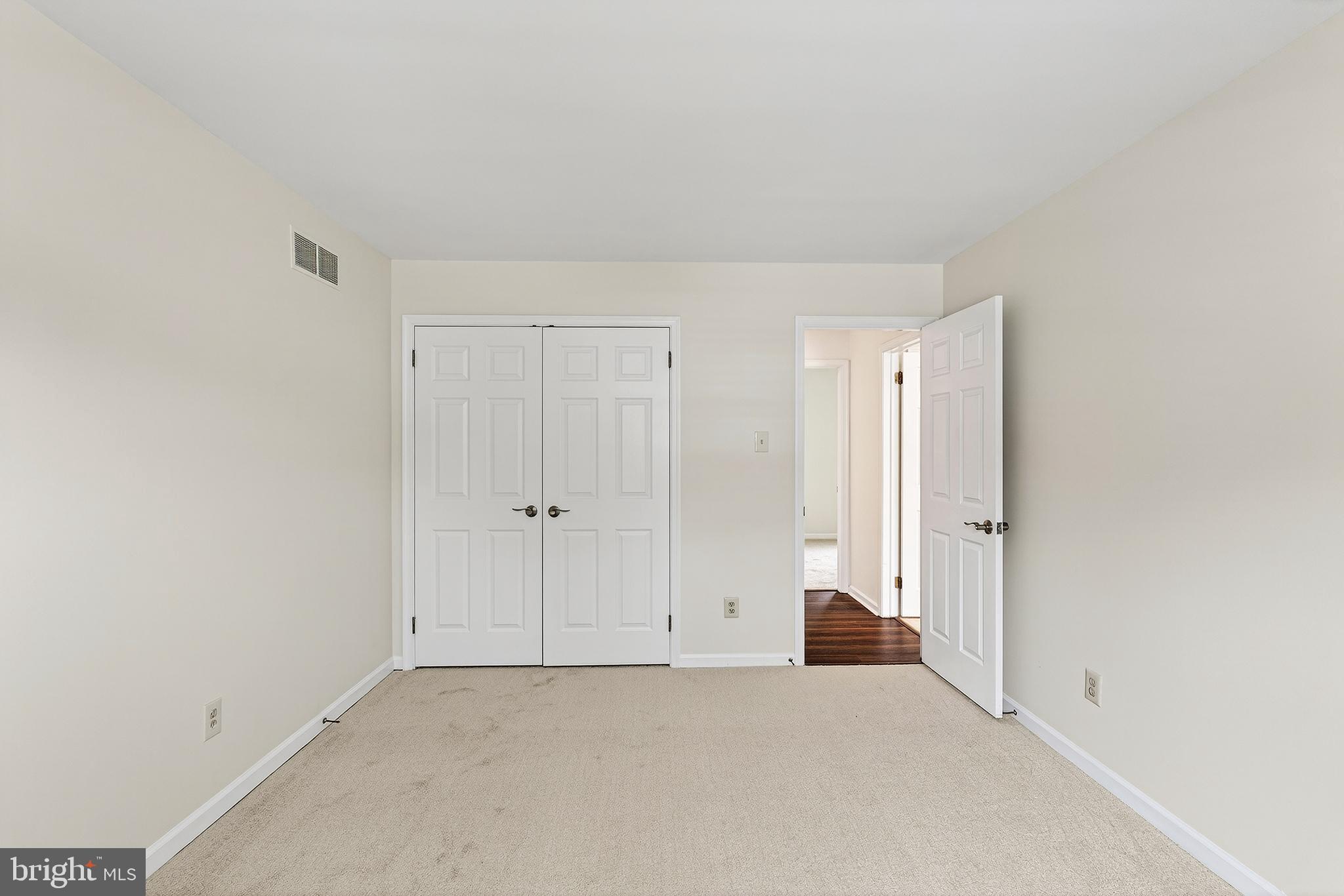 YARDLEY RUN - Residential