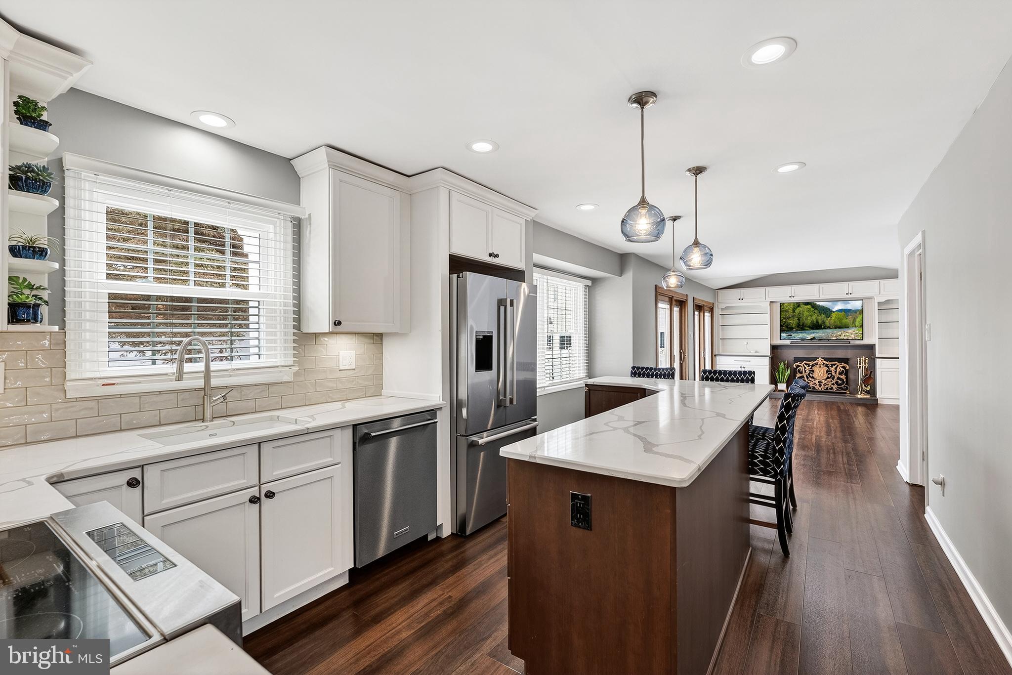 YARDLEY RUN - Residential