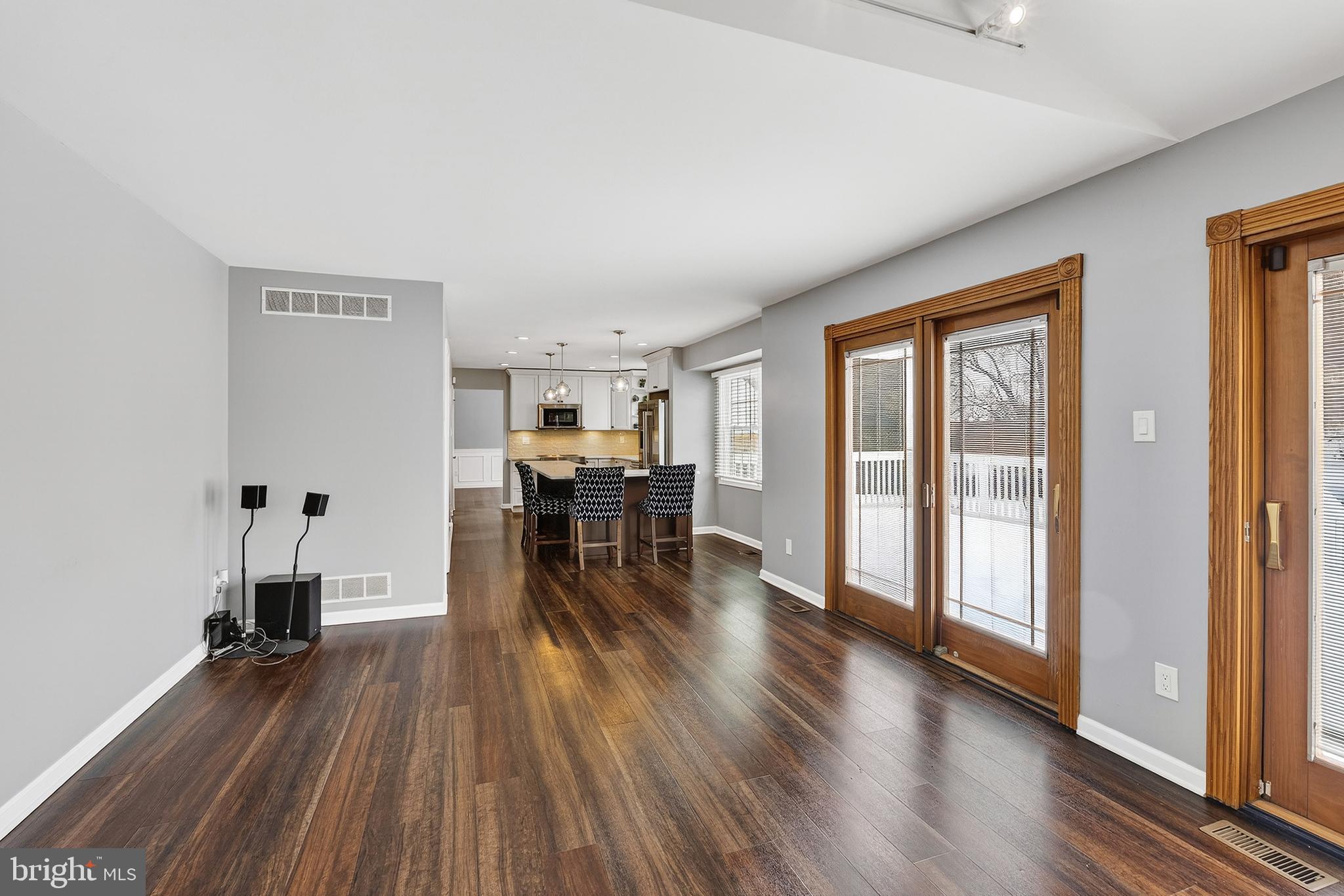 YARDLEY RUN - Residential