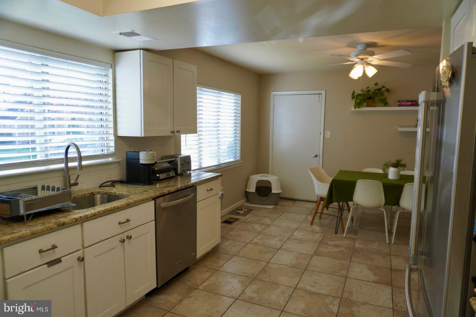 REGENCY SQUARE - Residential