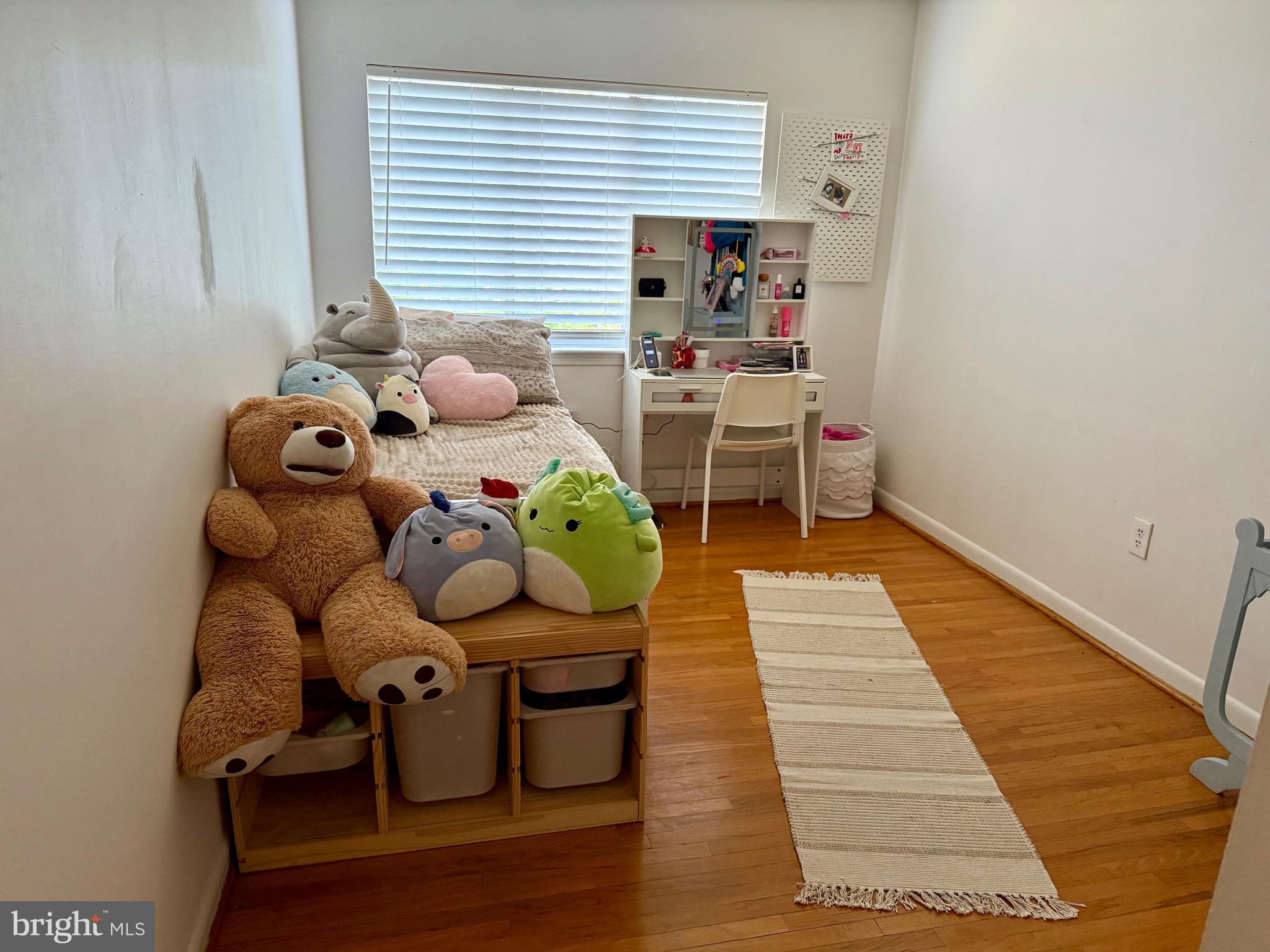 REGENCY SQUARE - Residential