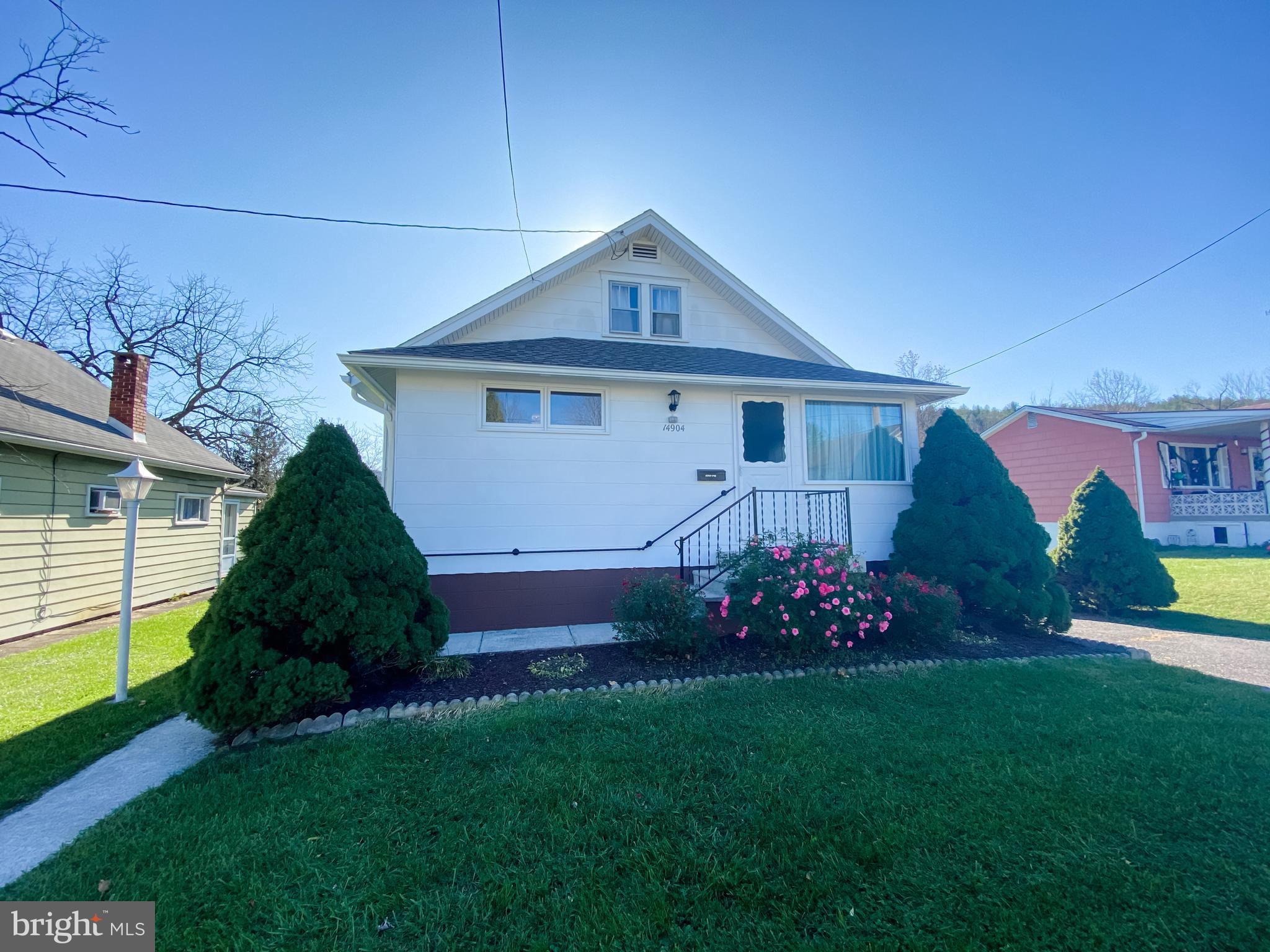 CRESAPTOWN - Residential