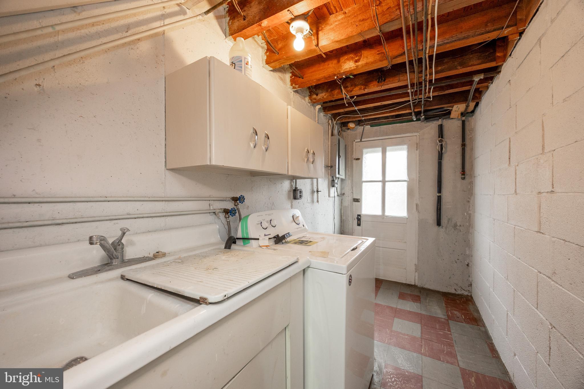 SANDYFORD PARK - Residential