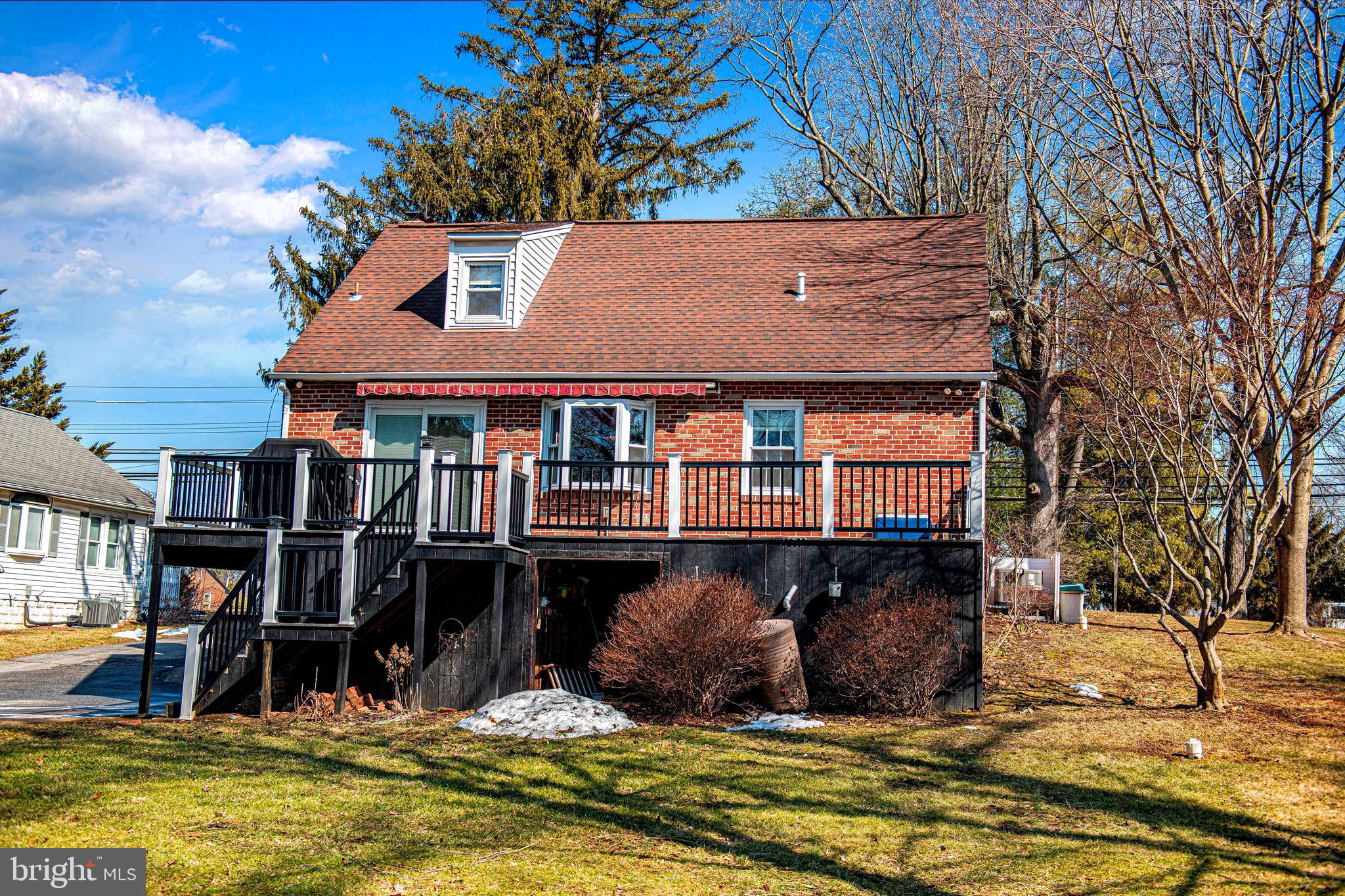 ROCK SPRING PARK - Residential