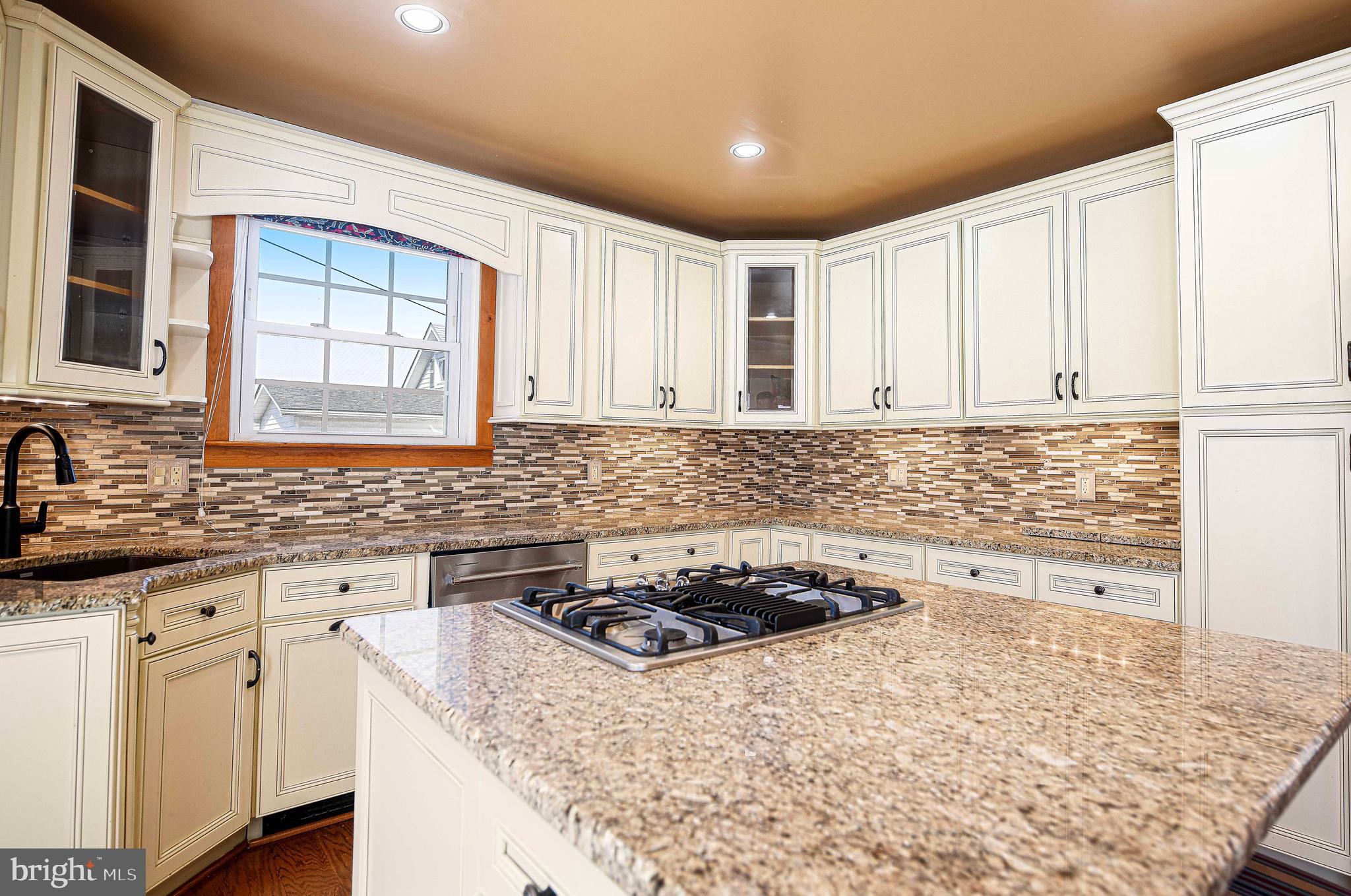 ROCK SPRING PARK - Residential