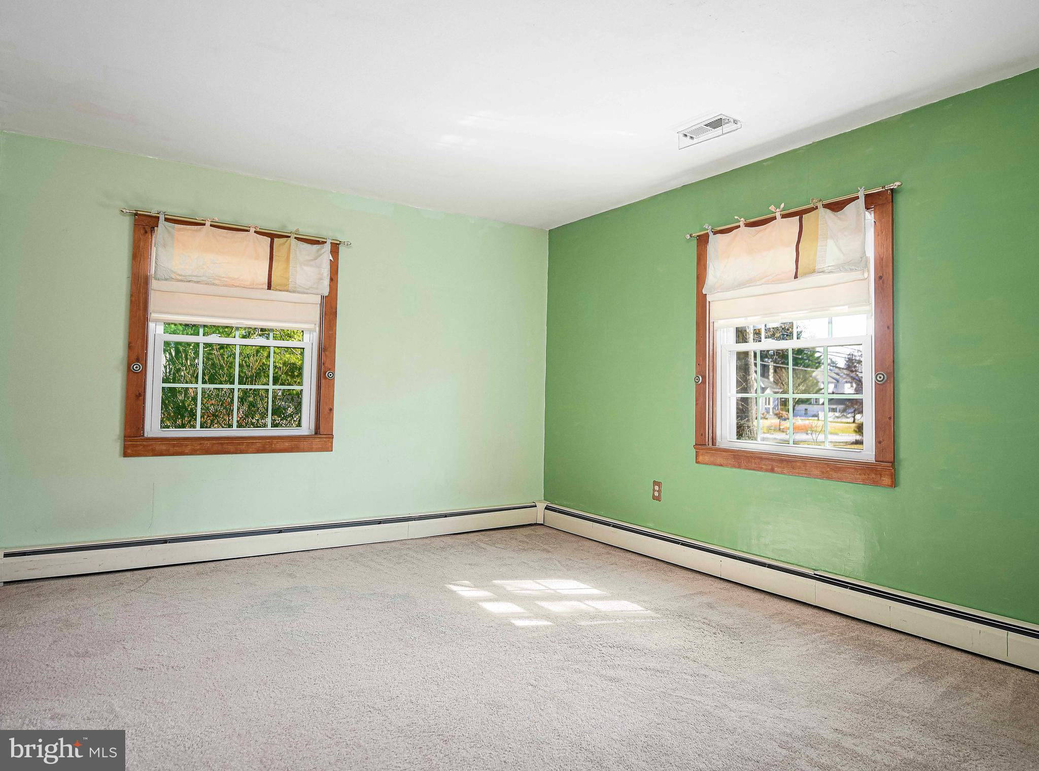 ROCK SPRING PARK - Residential