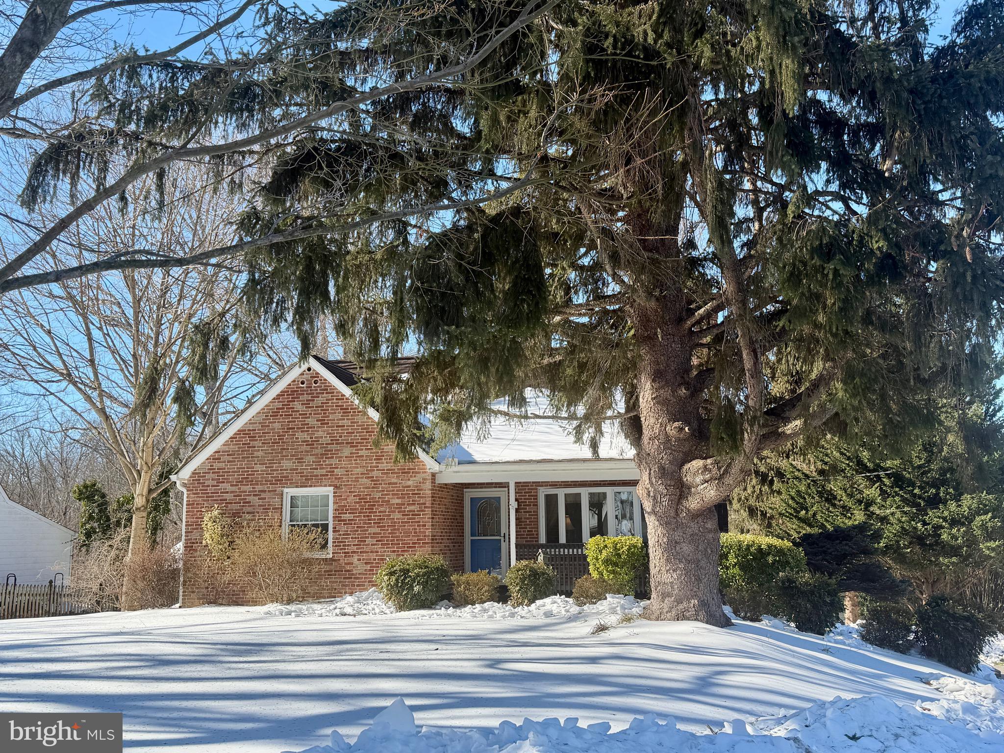 922 ROCK SPRING ROAD