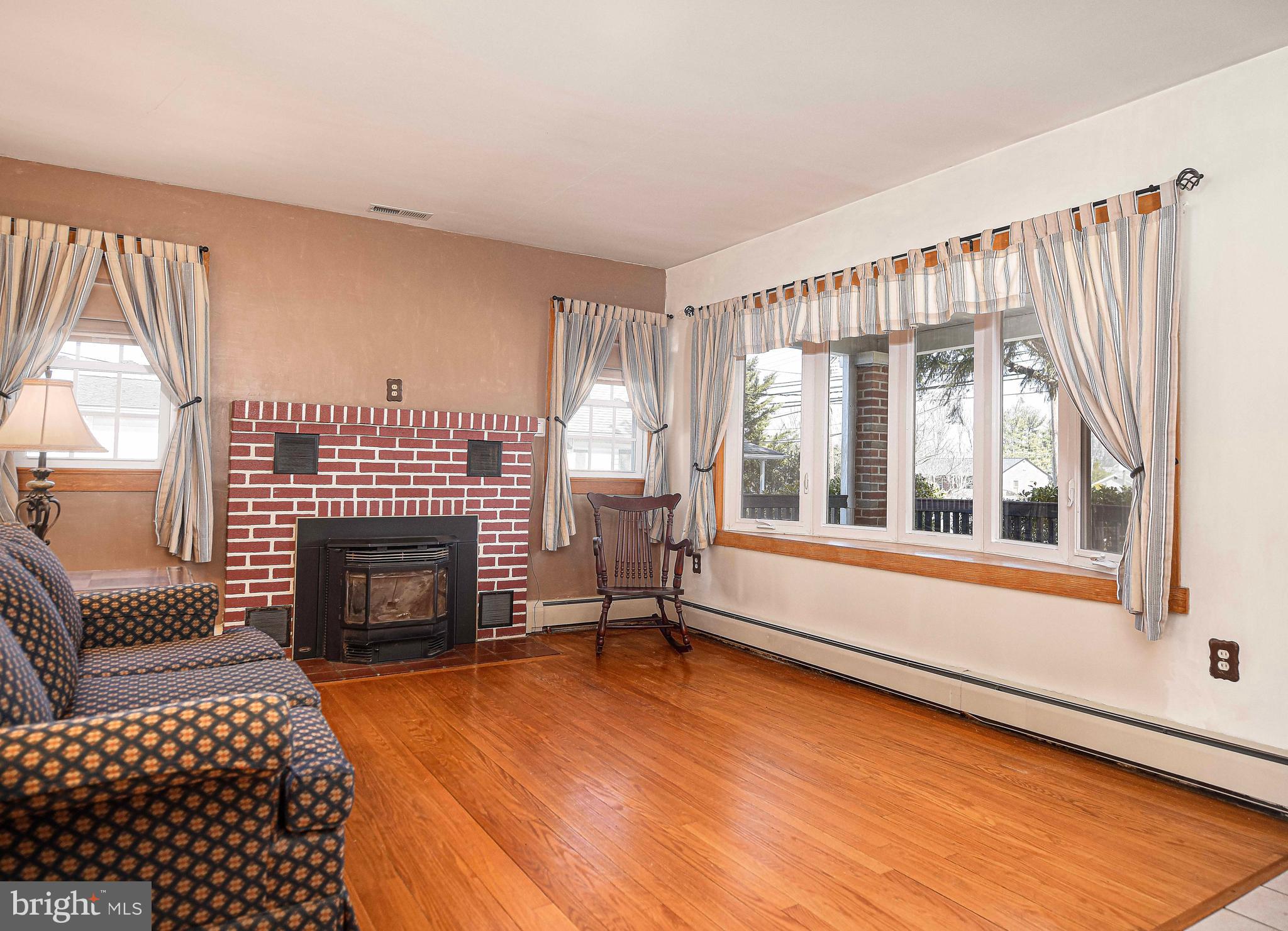 ROCK SPRING PARK - Residential