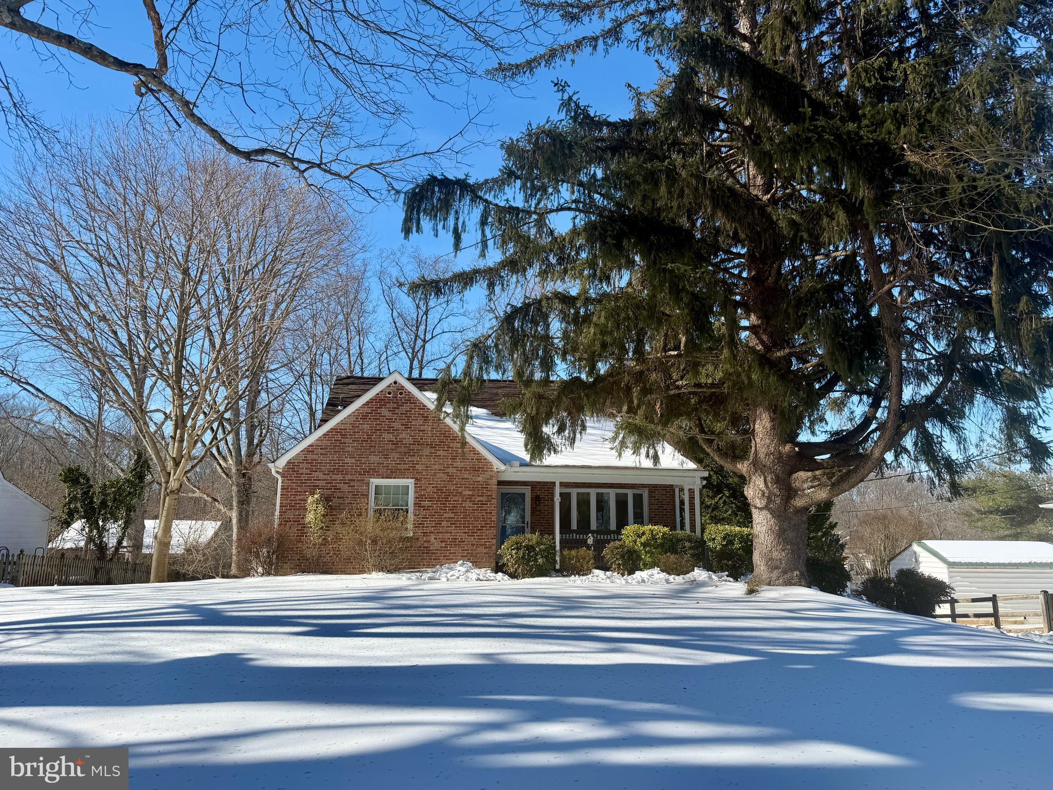 922 ROCK SPRING ROAD