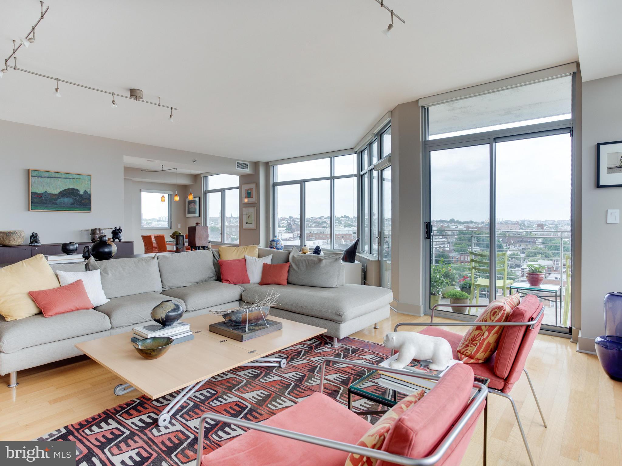 HARBOR EAST - Residential