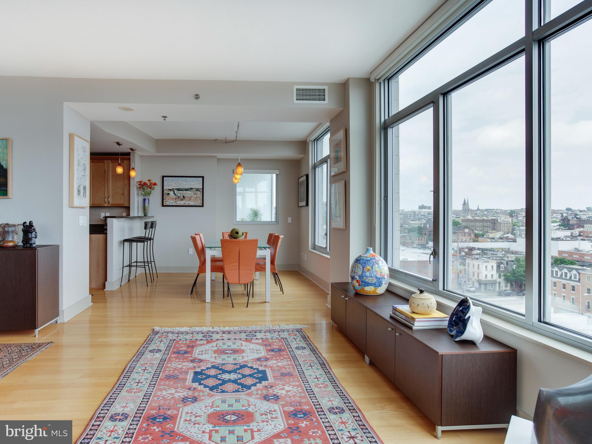 HARBOR EAST - Residential