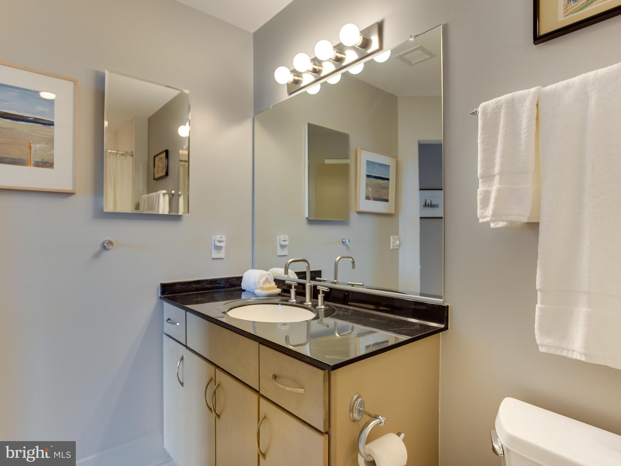 HARBOR EAST - Residential