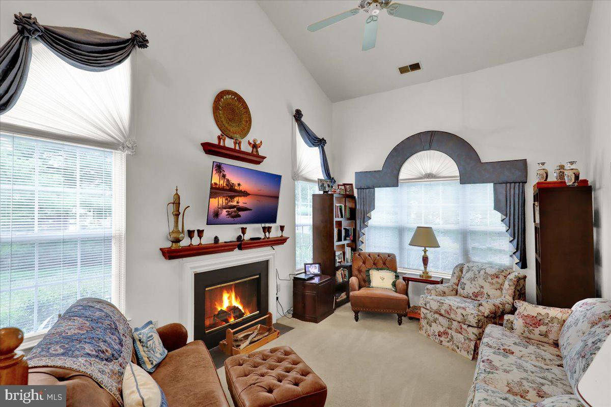 112 HICKORY LANE