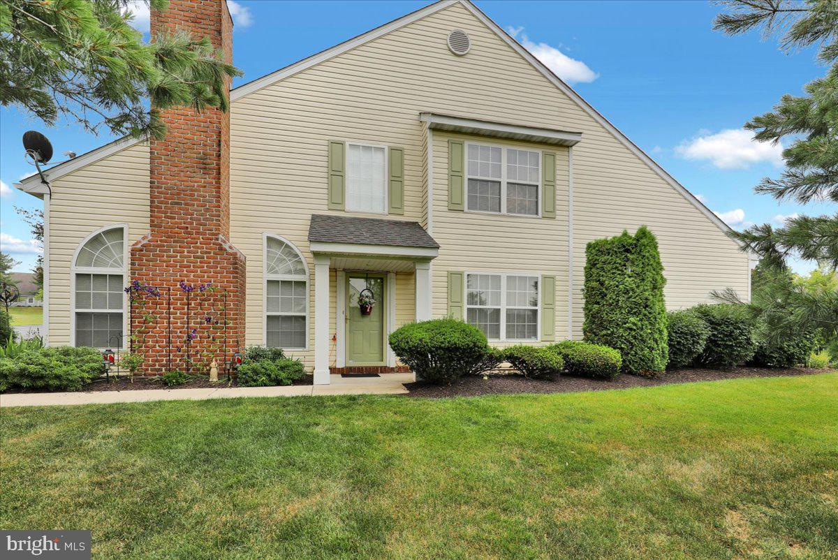 112 HICKORY LANE