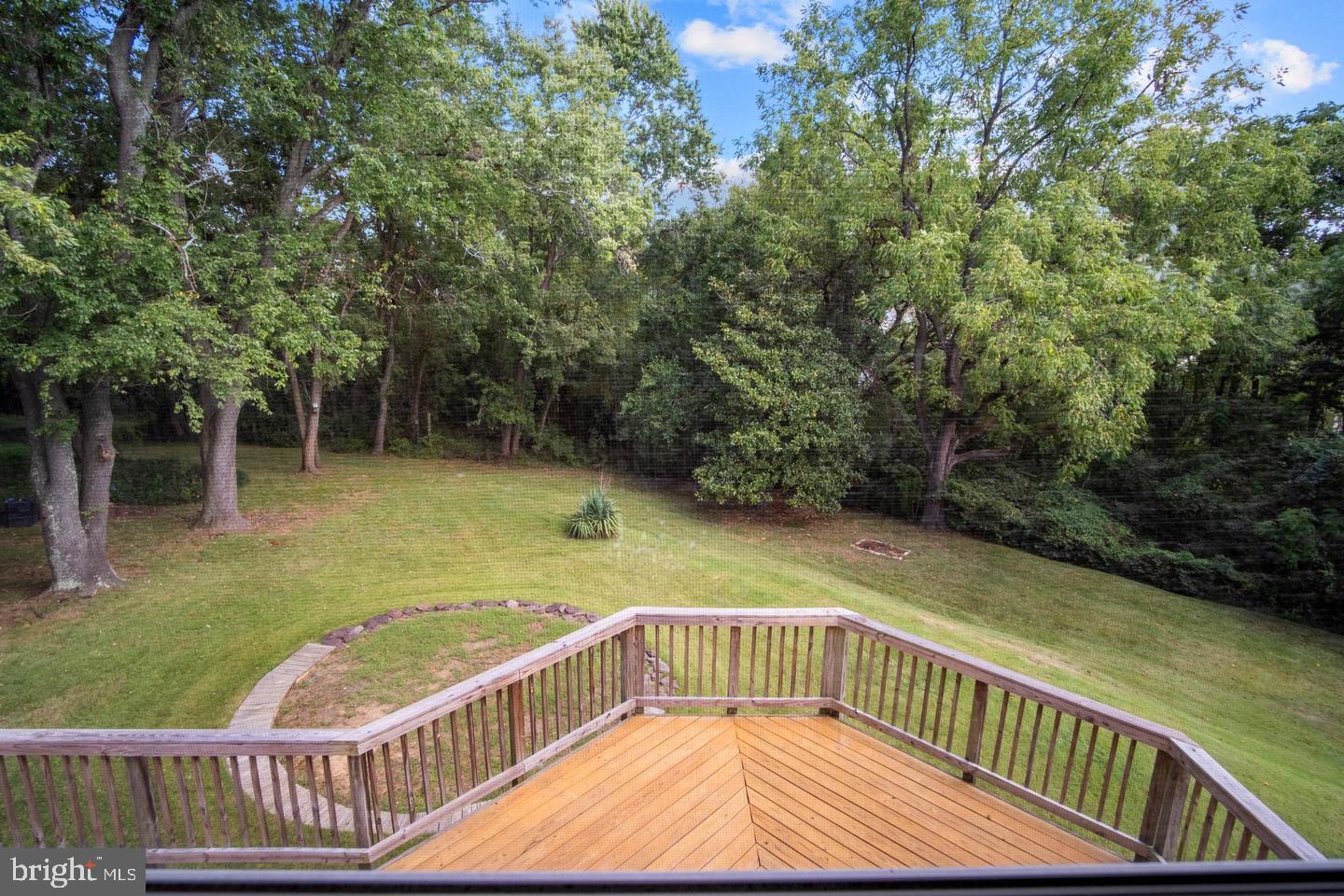 ROSE HILL MANOR - Residential Lease