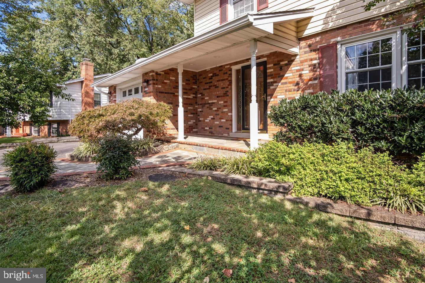 ROSE HILL MANOR - Residential Lease