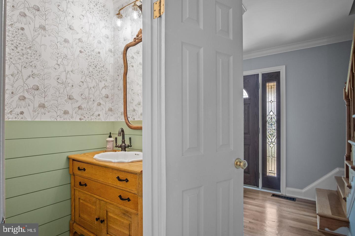 ROSE HILL MANOR - Residential Lease