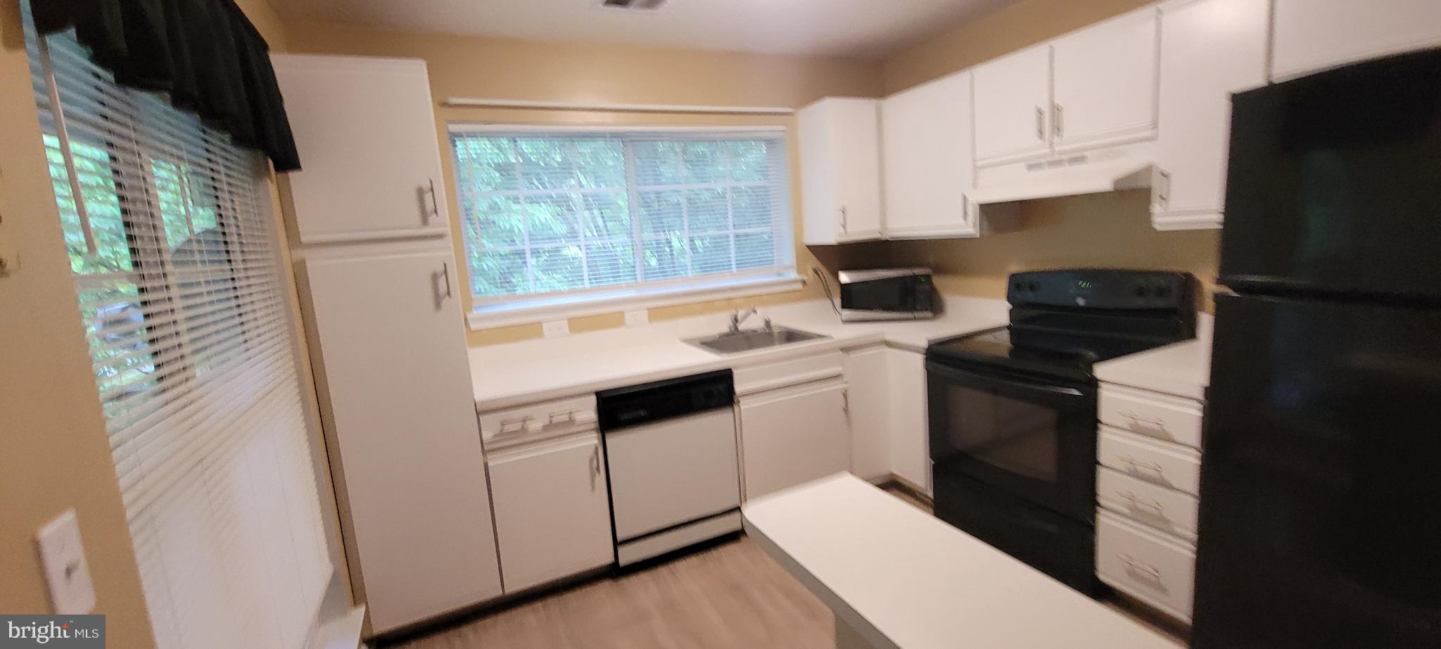 ASHLAR HILL CT. - Residential