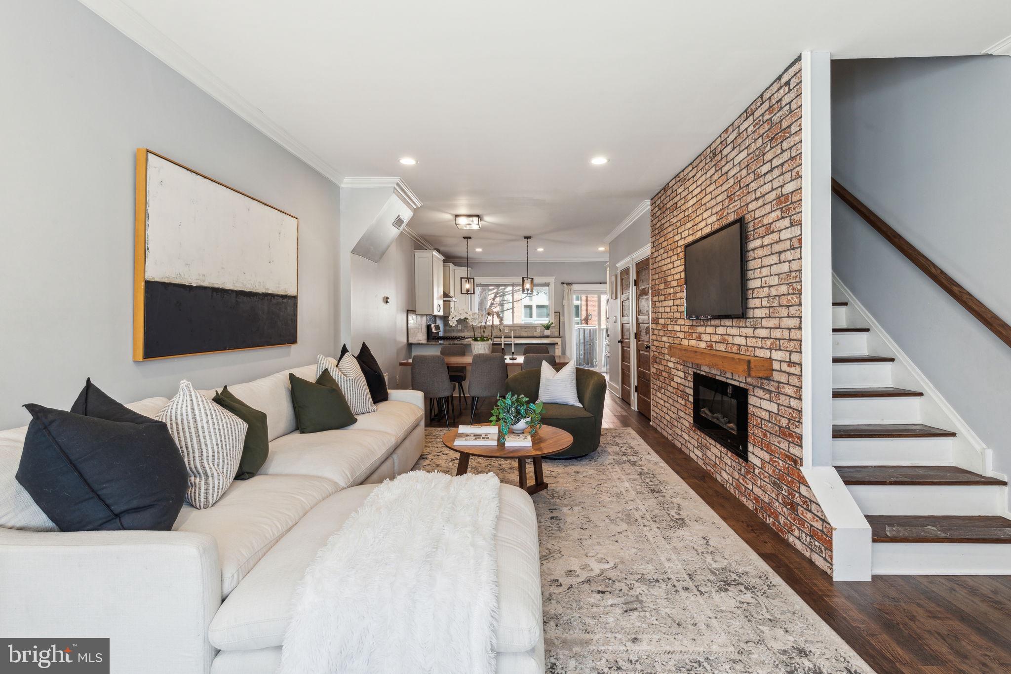 FAIRMOUNT - Residential