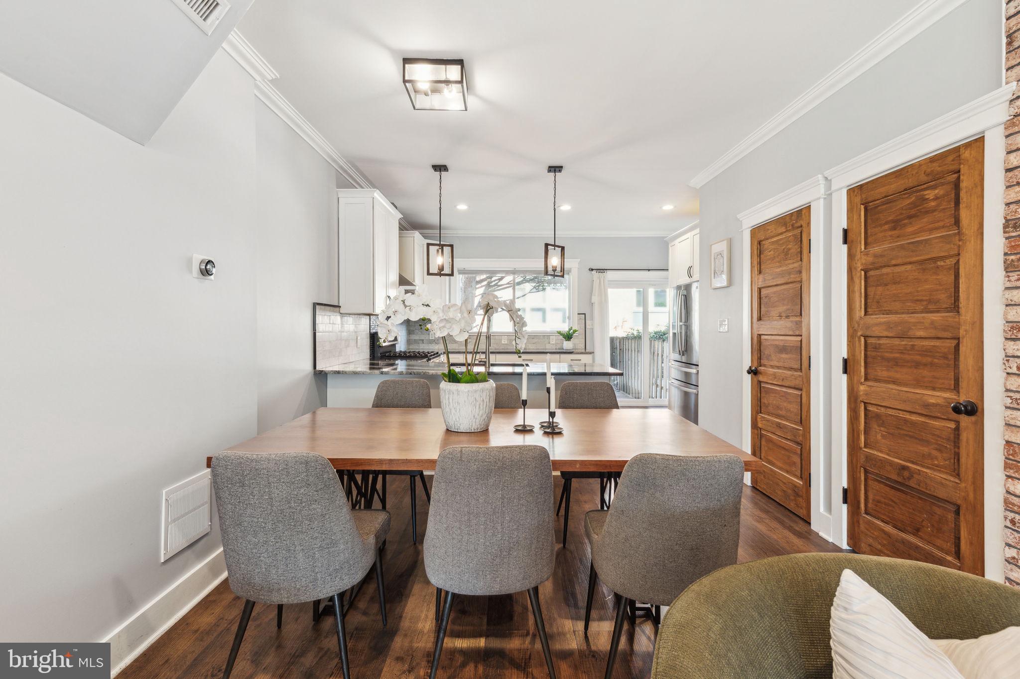 FAIRMOUNT - Residential