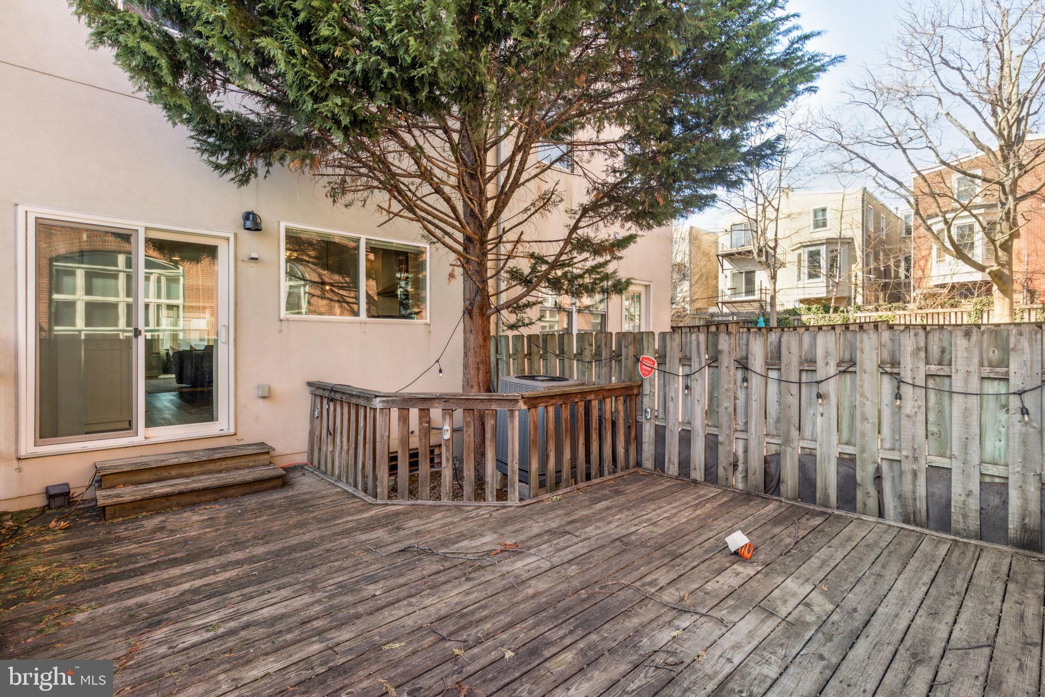 FAIRMOUNT - Residential