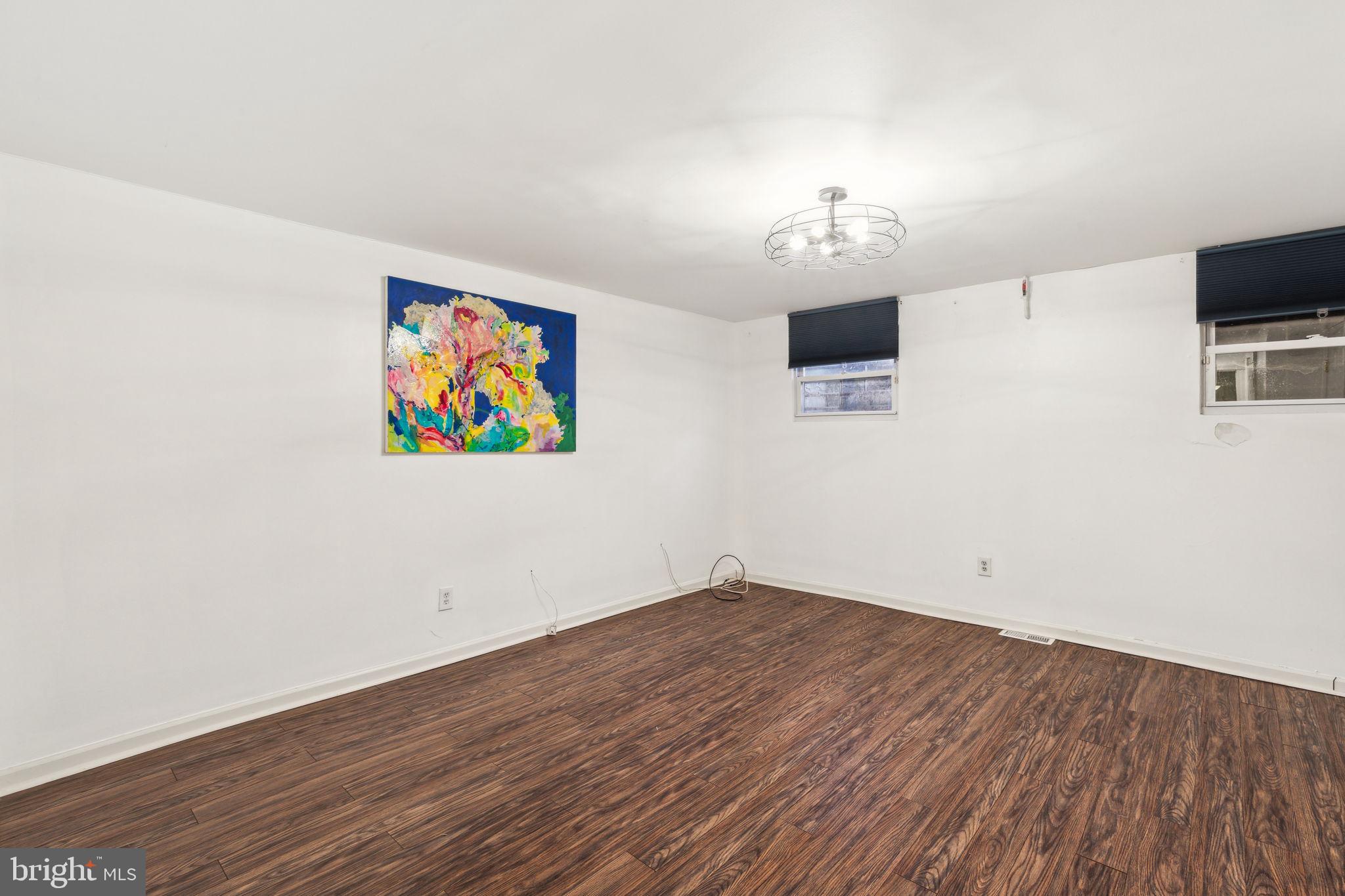 FAIRMOUNT - Residential