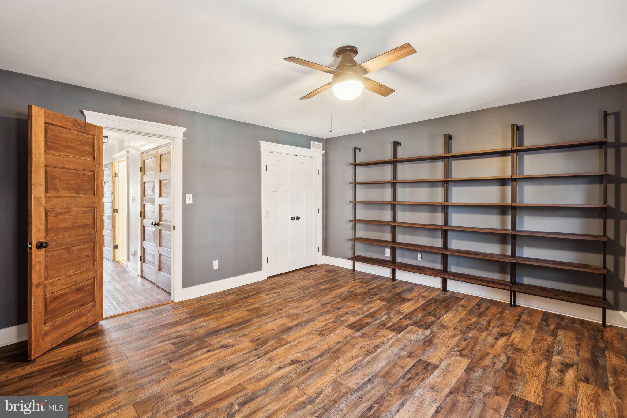 FAIRMOUNT - Residential