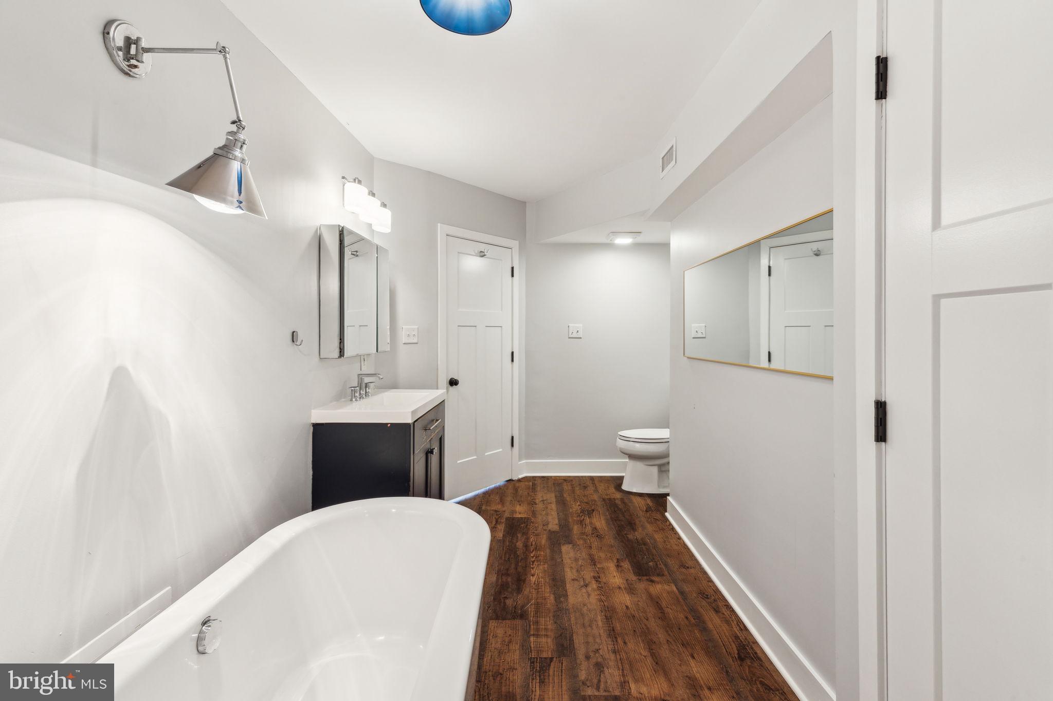 FAIRMOUNT - Residential