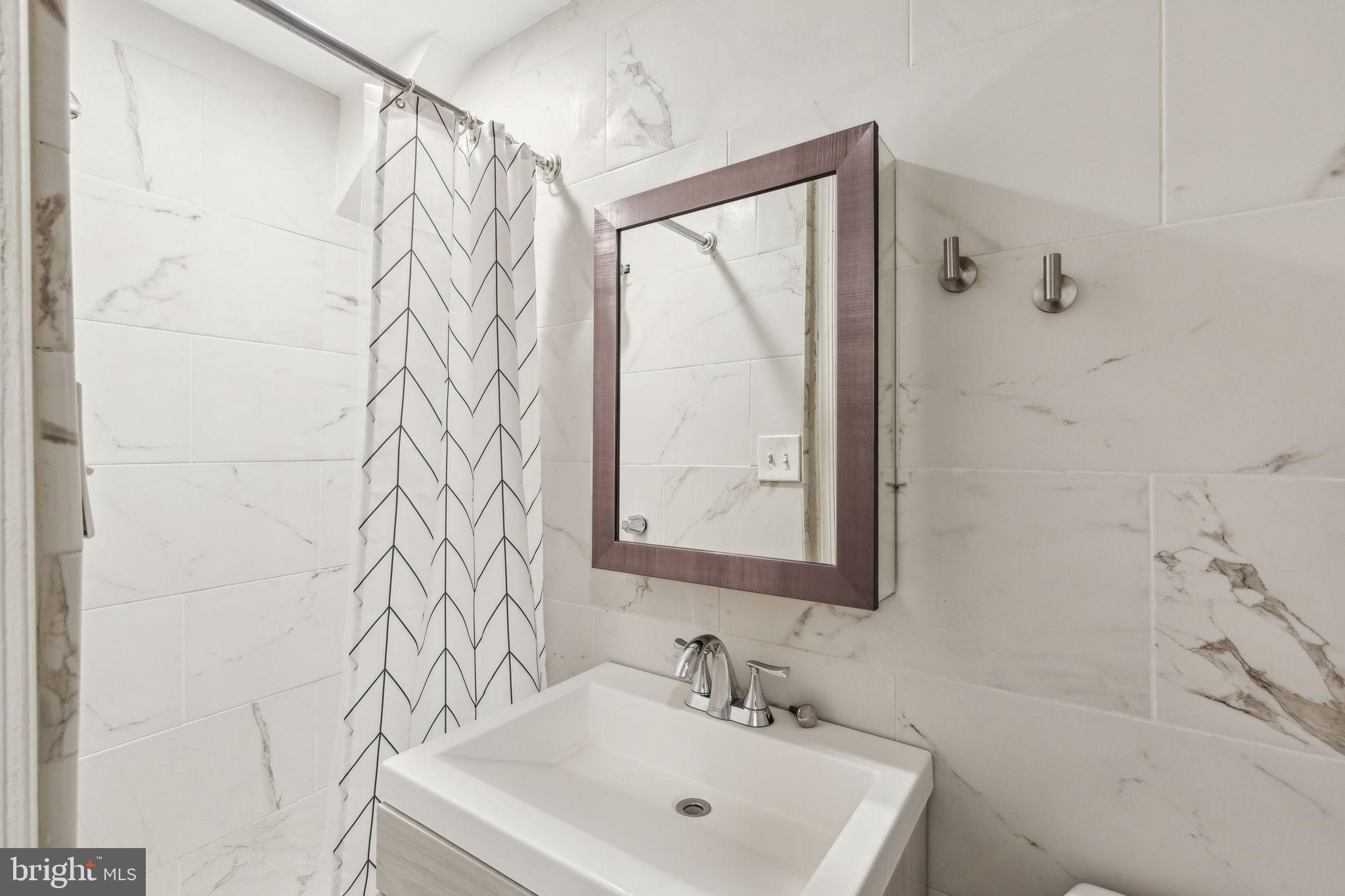 FAIRMOUNT - Residential