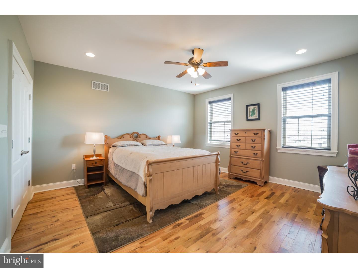 POINT BREEZE - Residential