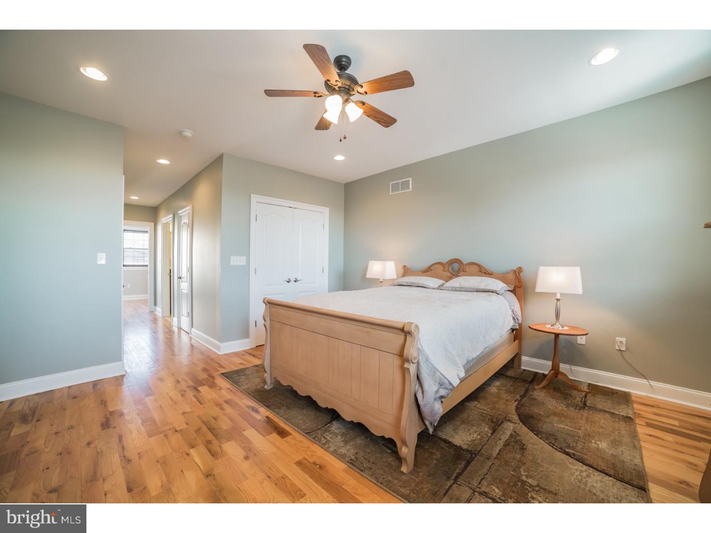 POINT BREEZE - Residential