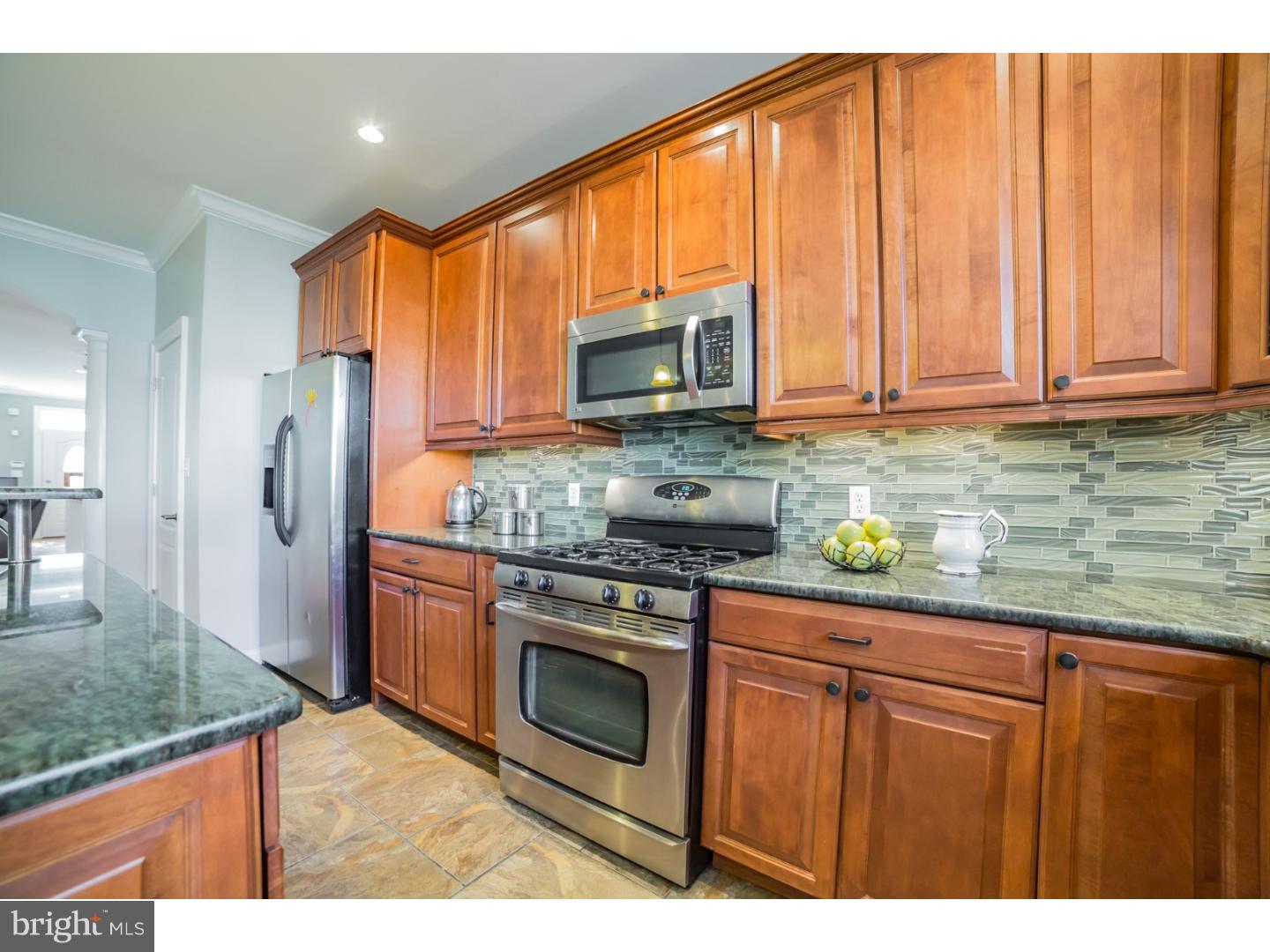 POINT BREEZE - Residential