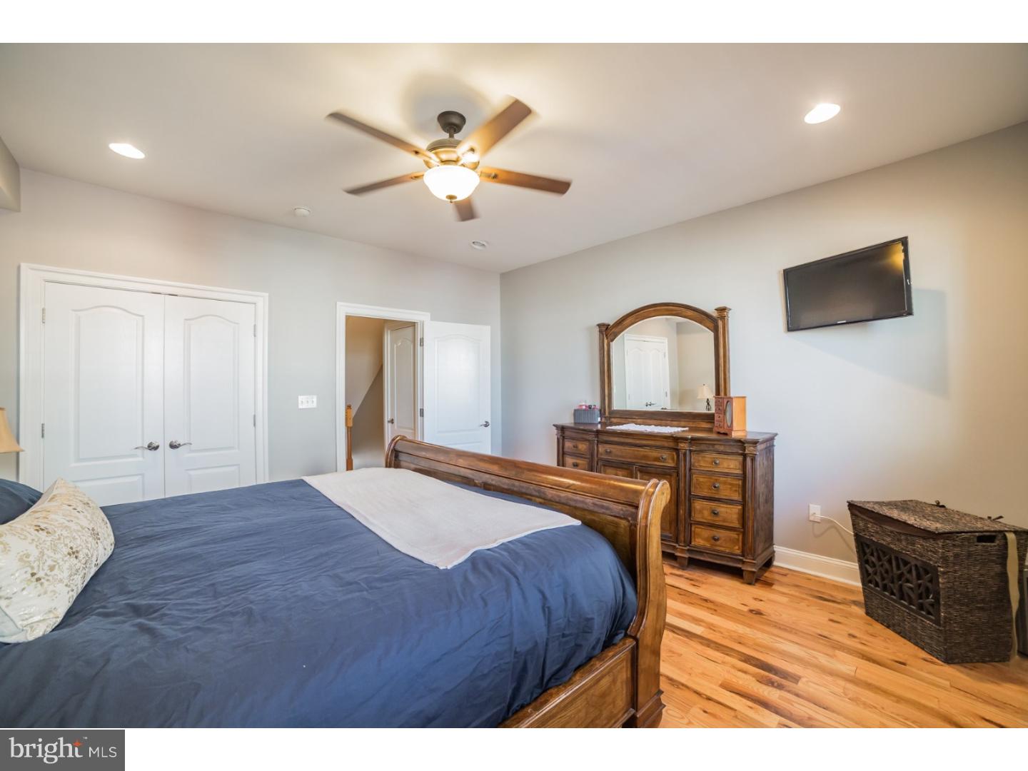 POINT BREEZE - Residential