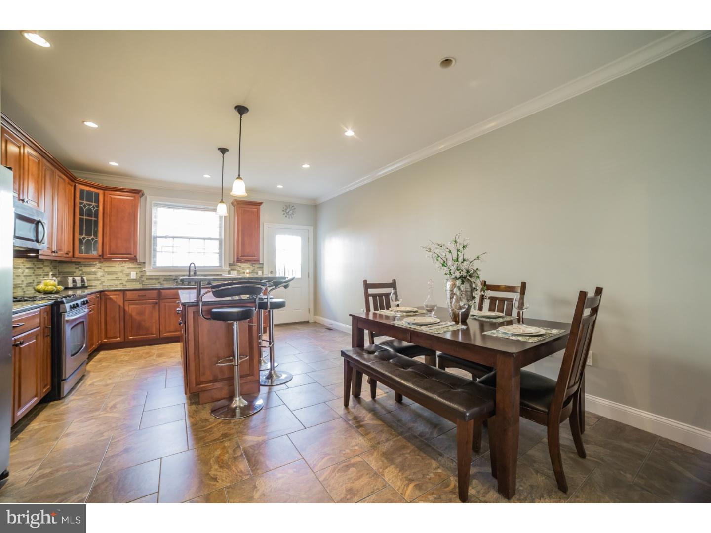 POINT BREEZE - Residential