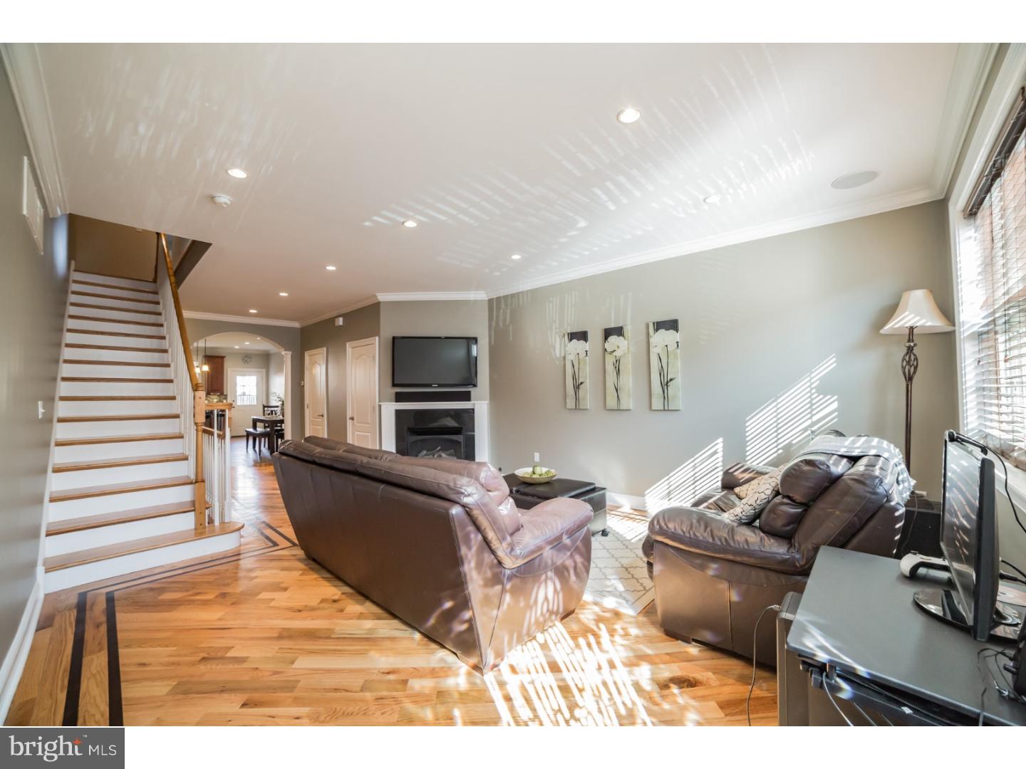 POINT BREEZE - Residential