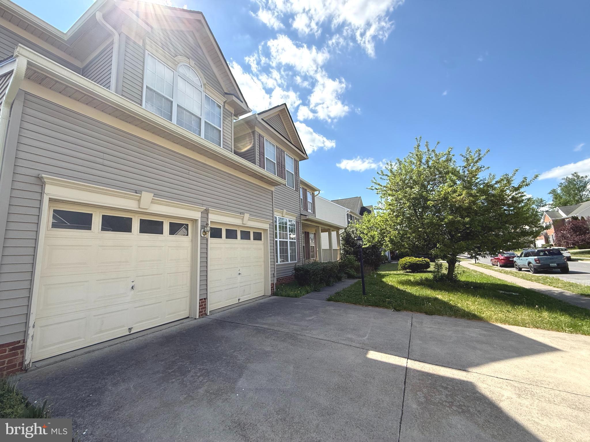 THE GALLERY - Residential Lease