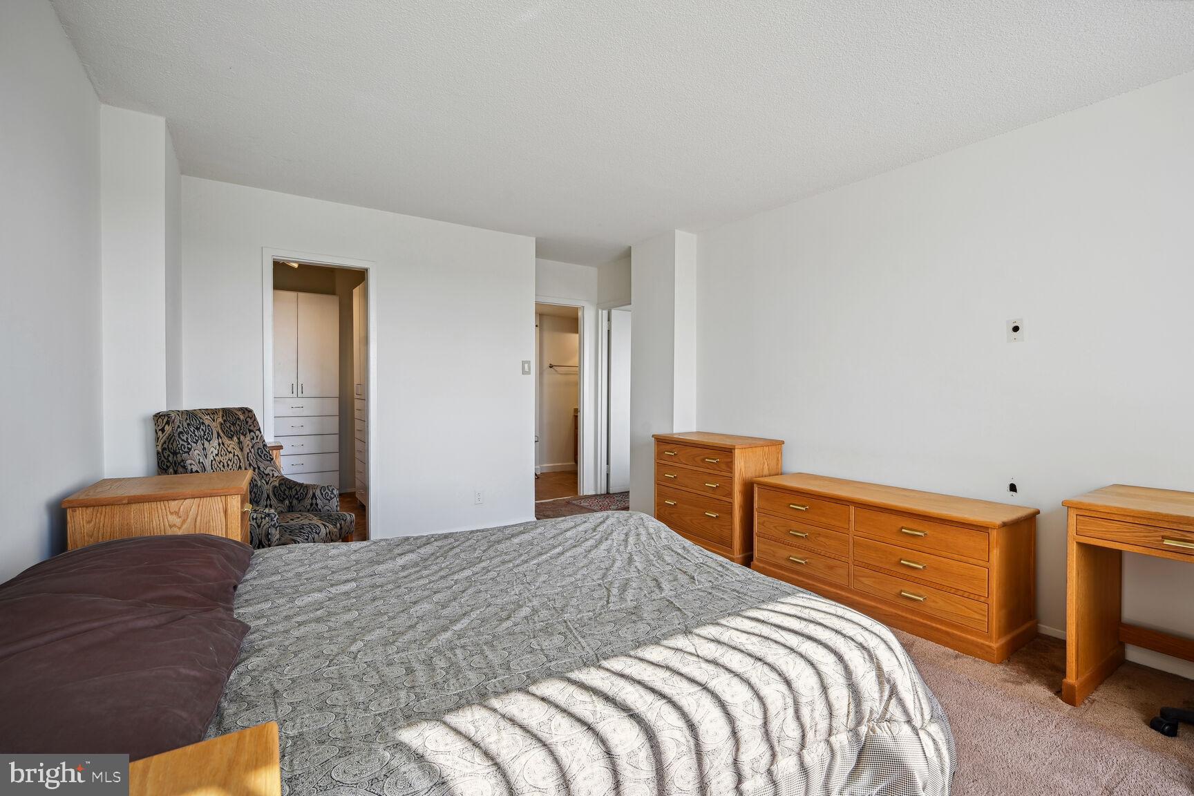 FRIENDSHIP HEIGHTS - Residential