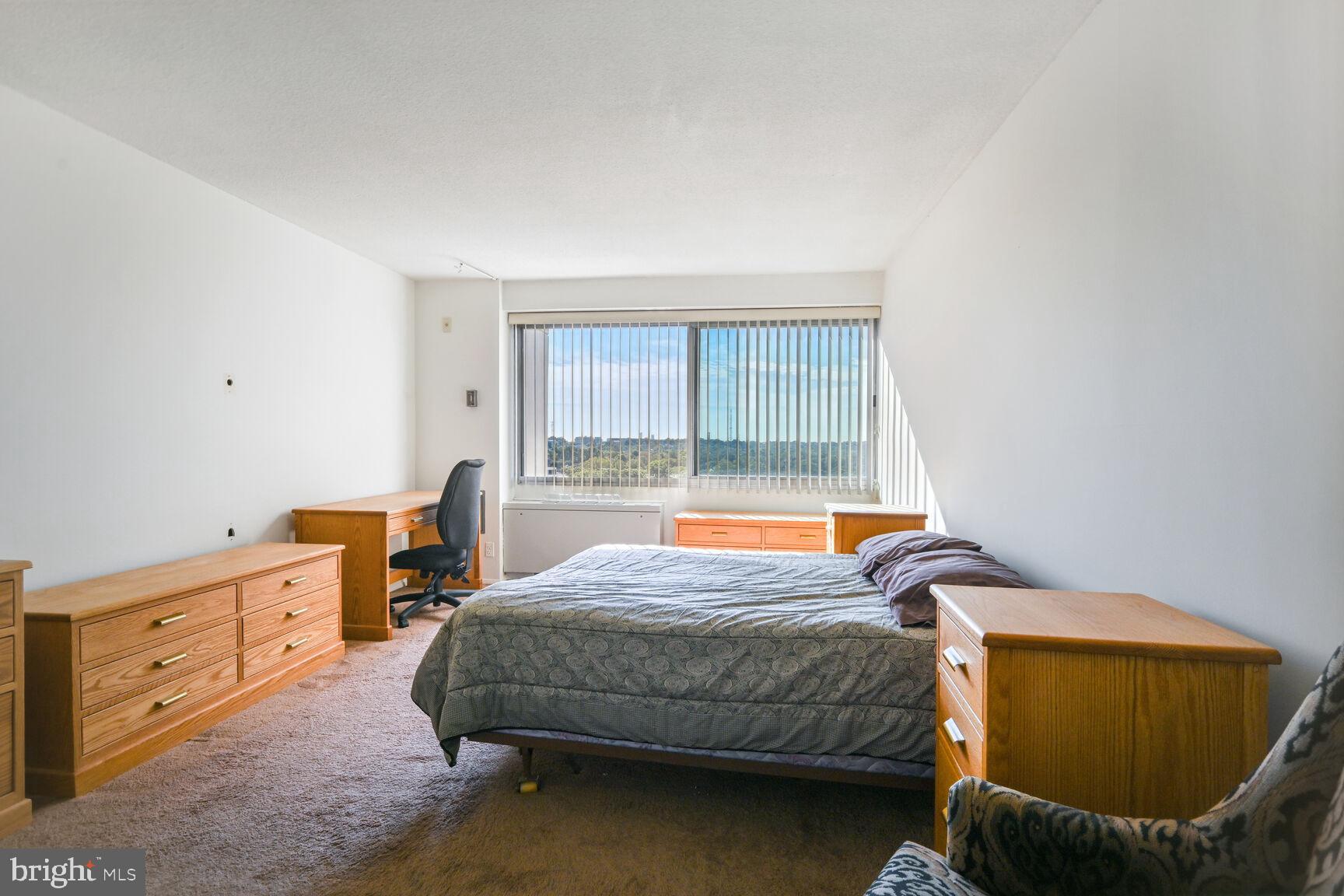 FRIENDSHIP HEIGHTS - Residential